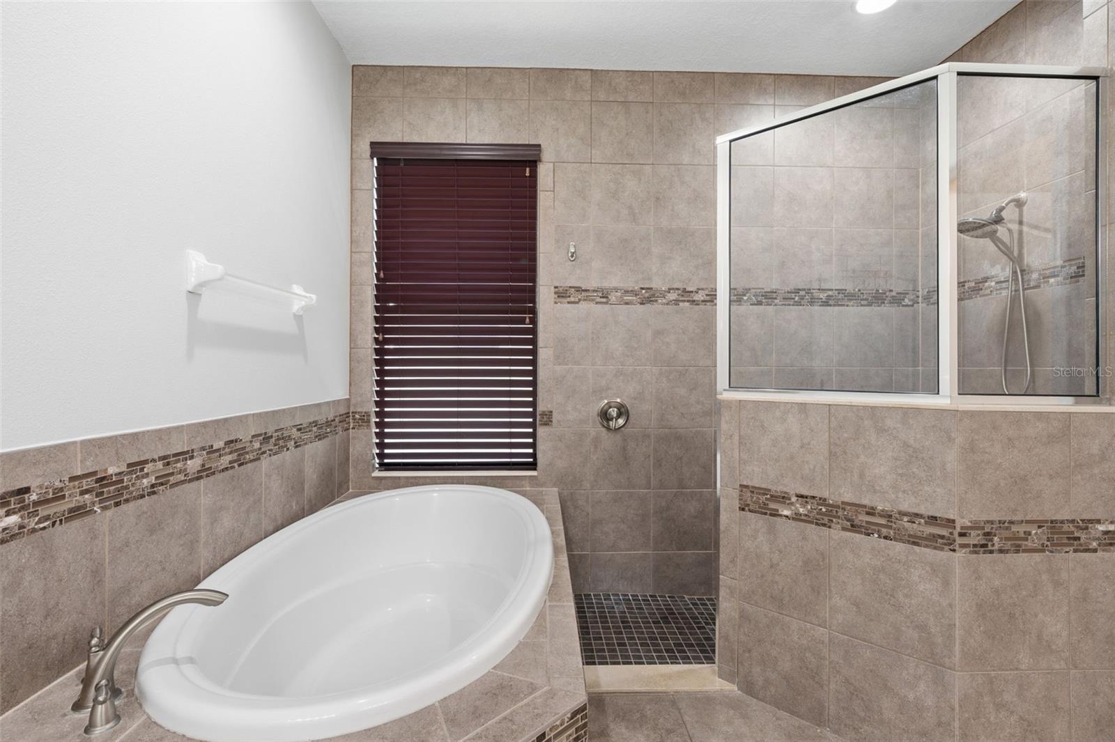 1120 Maza Pl Property Photo 33