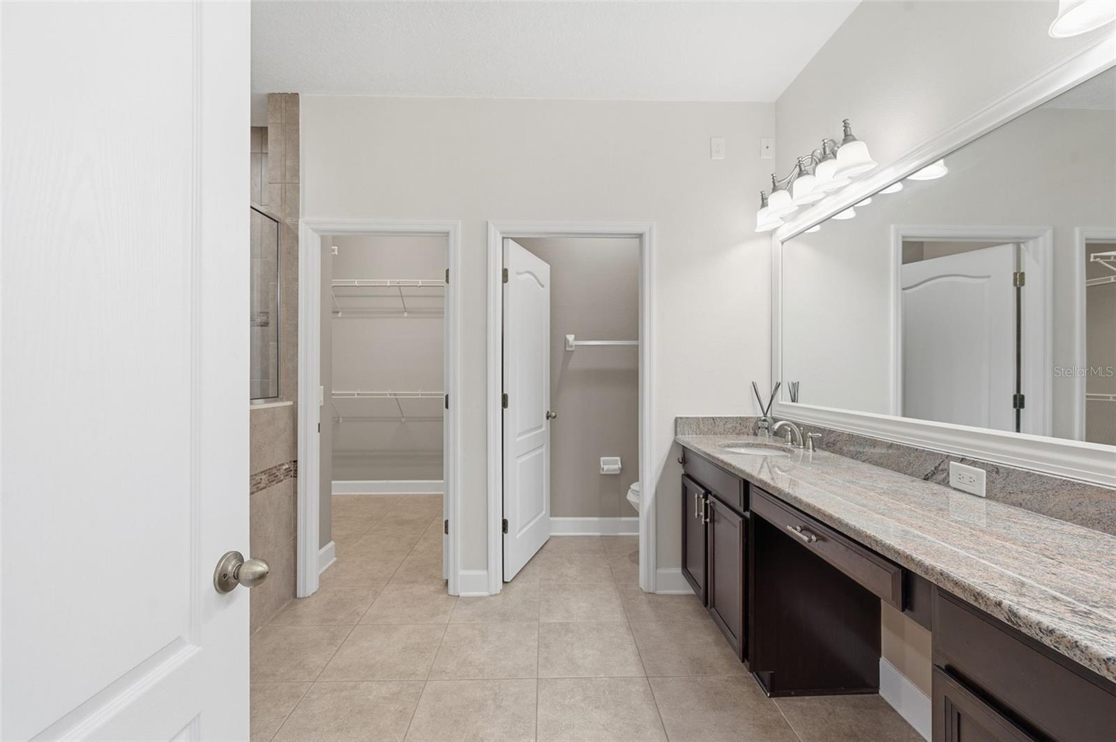 1120 Maza Pl Property Photo 35