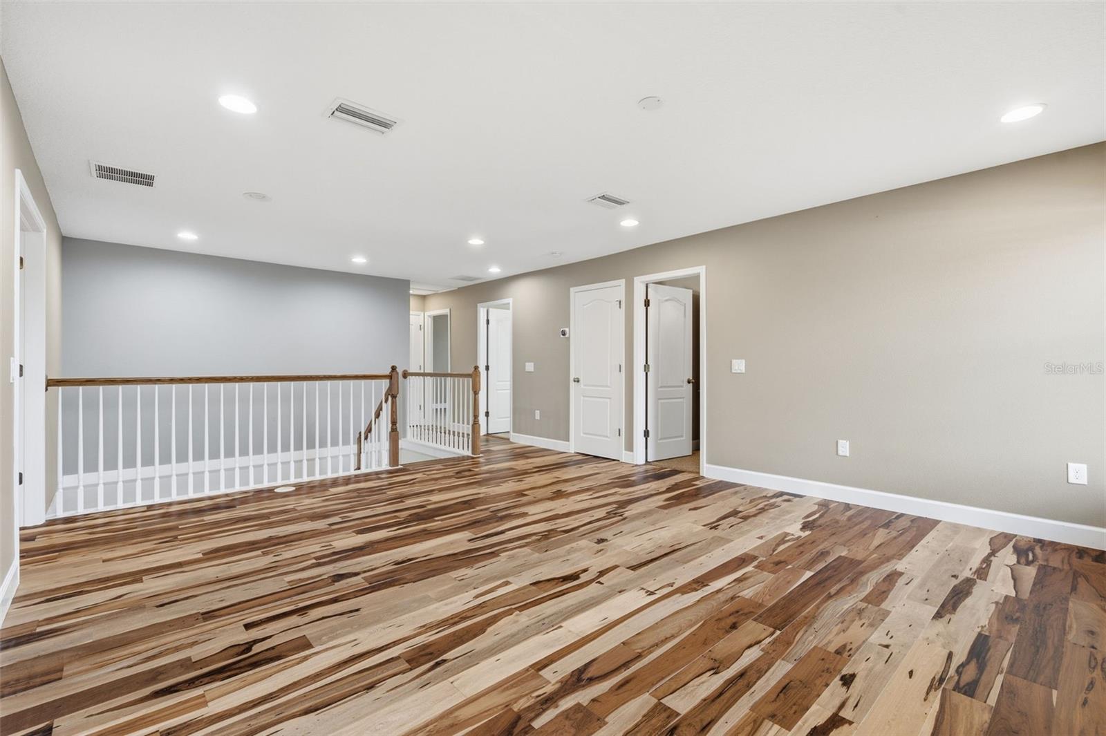 1120 Maza Pl Property Photo 41