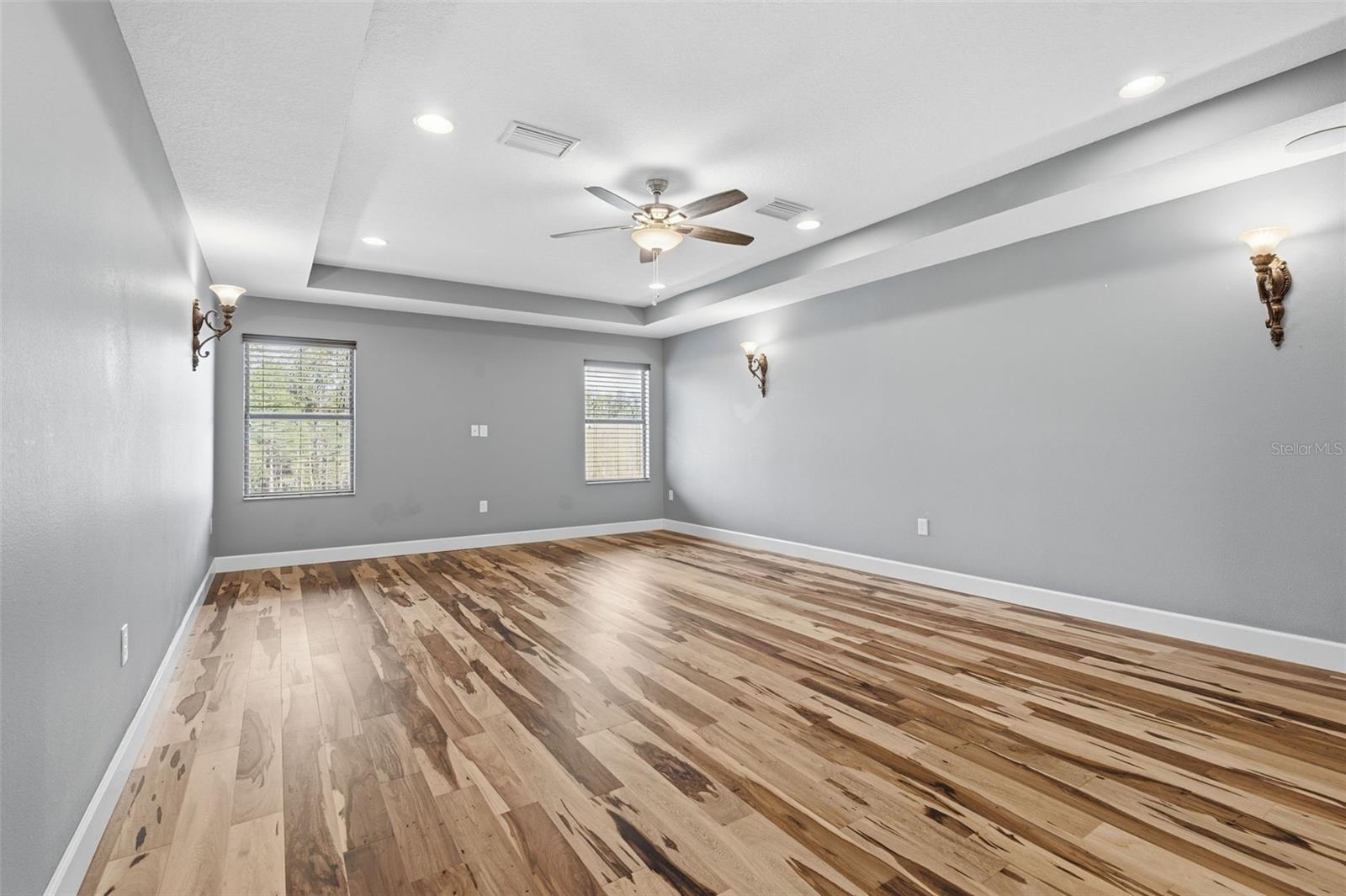 1120 Maza Pl Property Photo 43