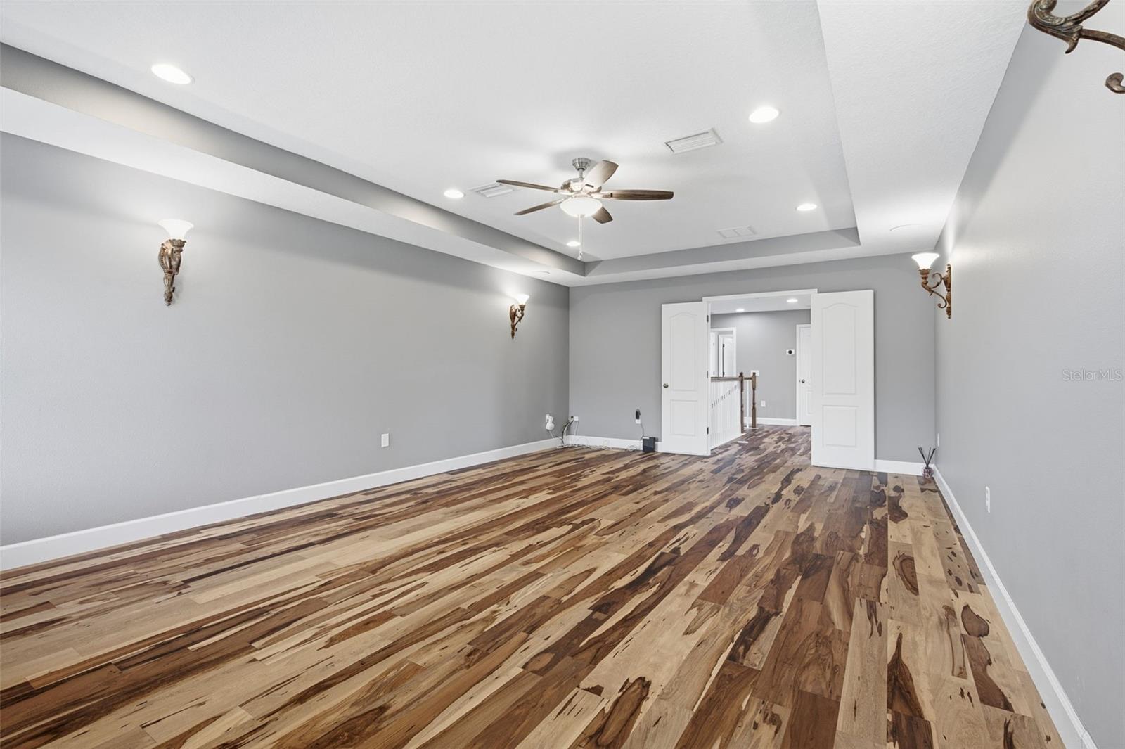 1120 Maza Pl Property Photo 46