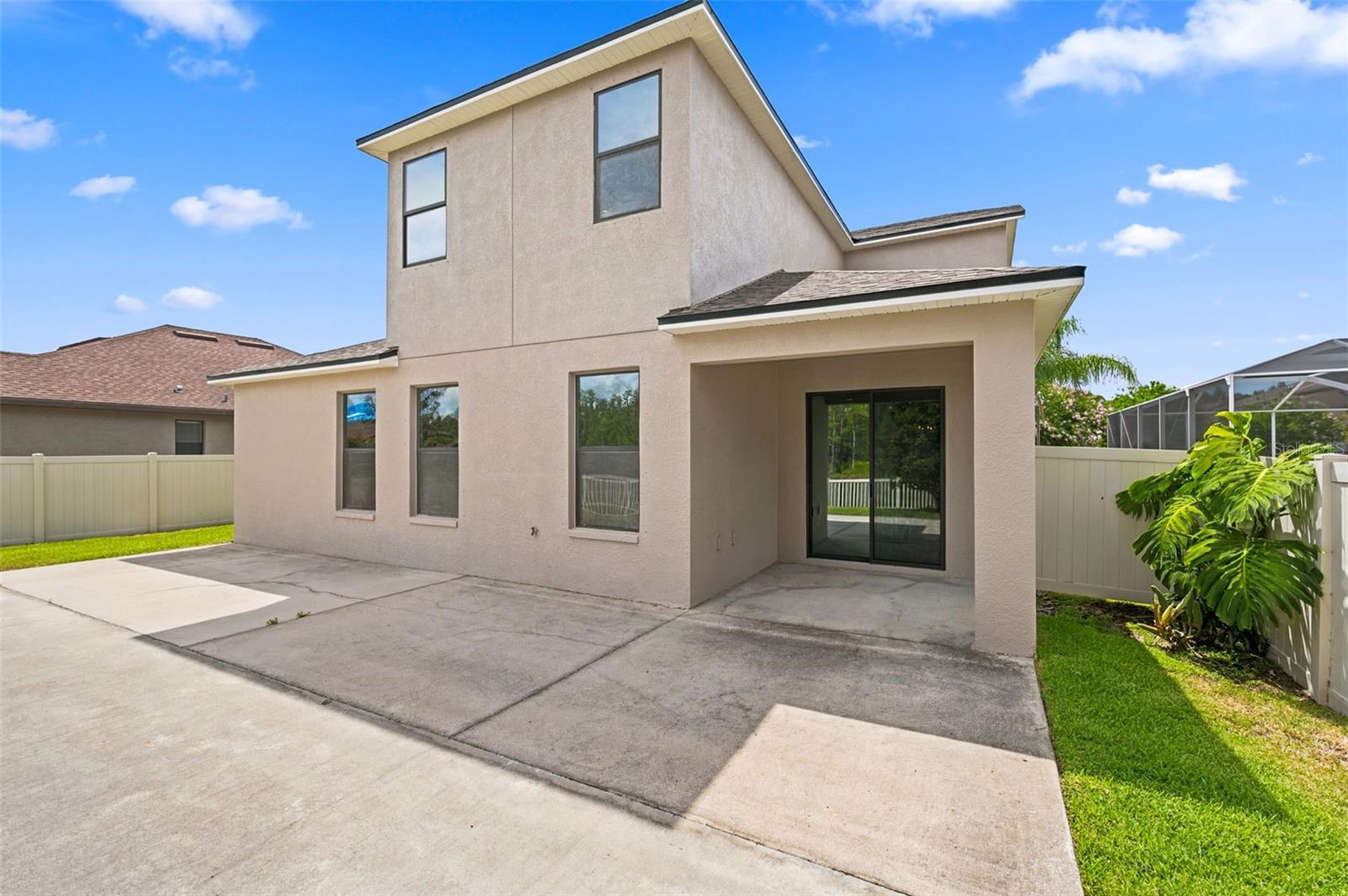 1120 Maza Pl Property Photo 62