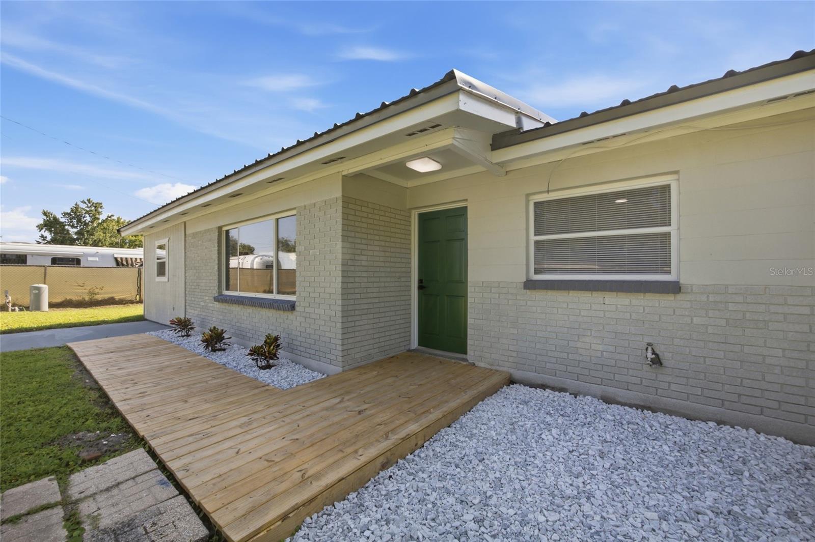 3502 Liles Ln Property Photo 1