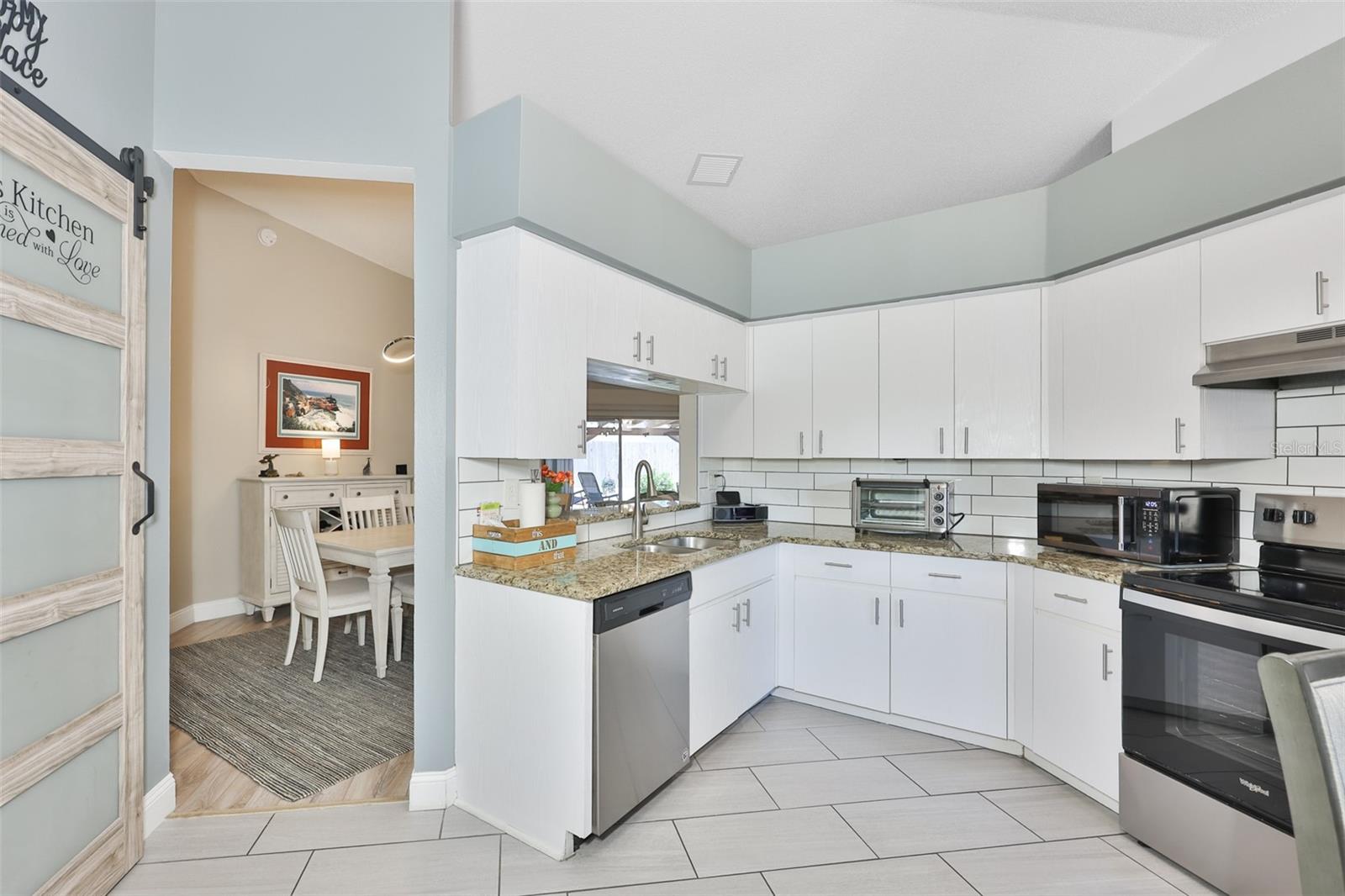 13403 Beechberry Dr Property Photo 18