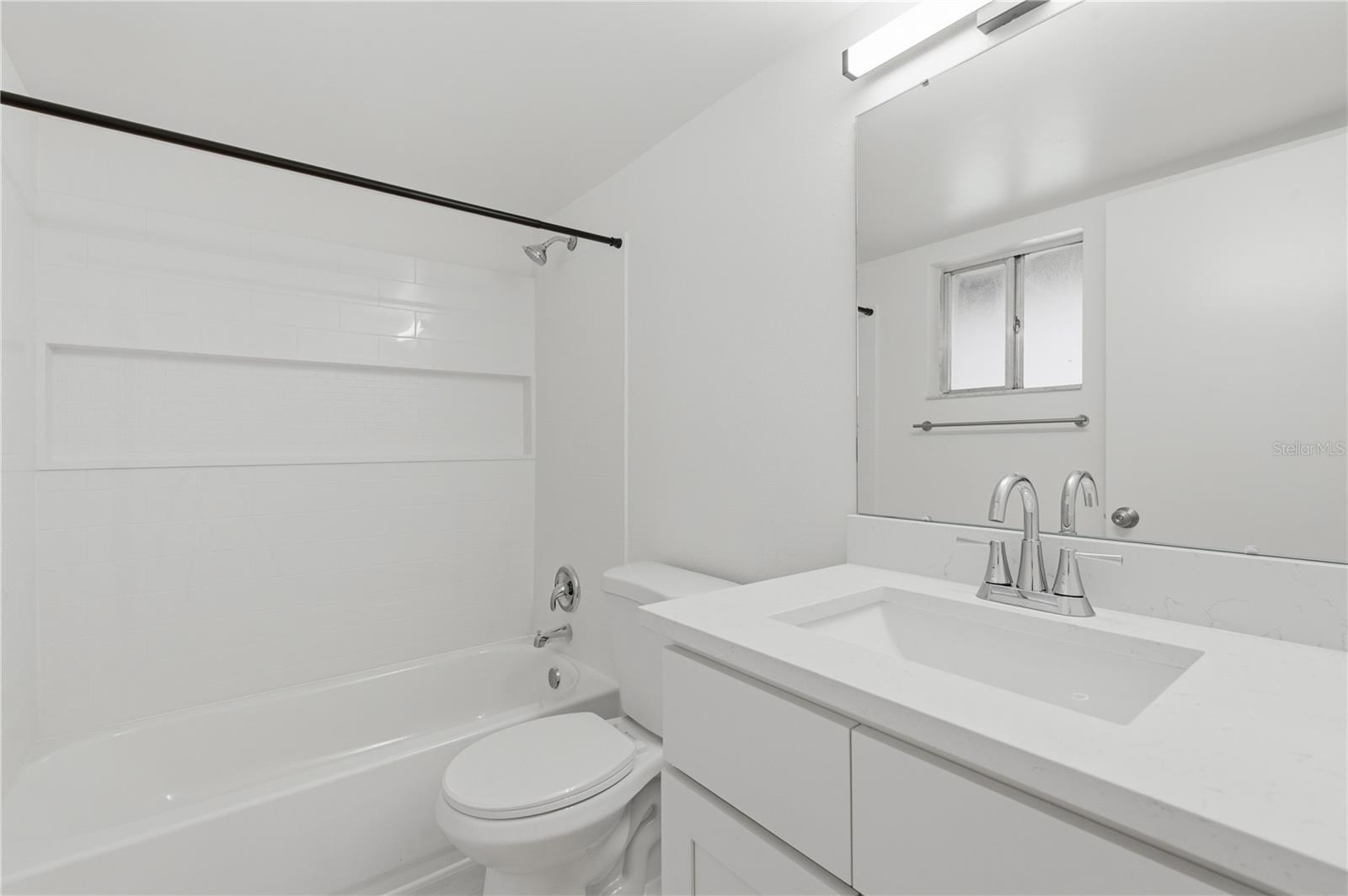 1100 Turner St Property Photo 5