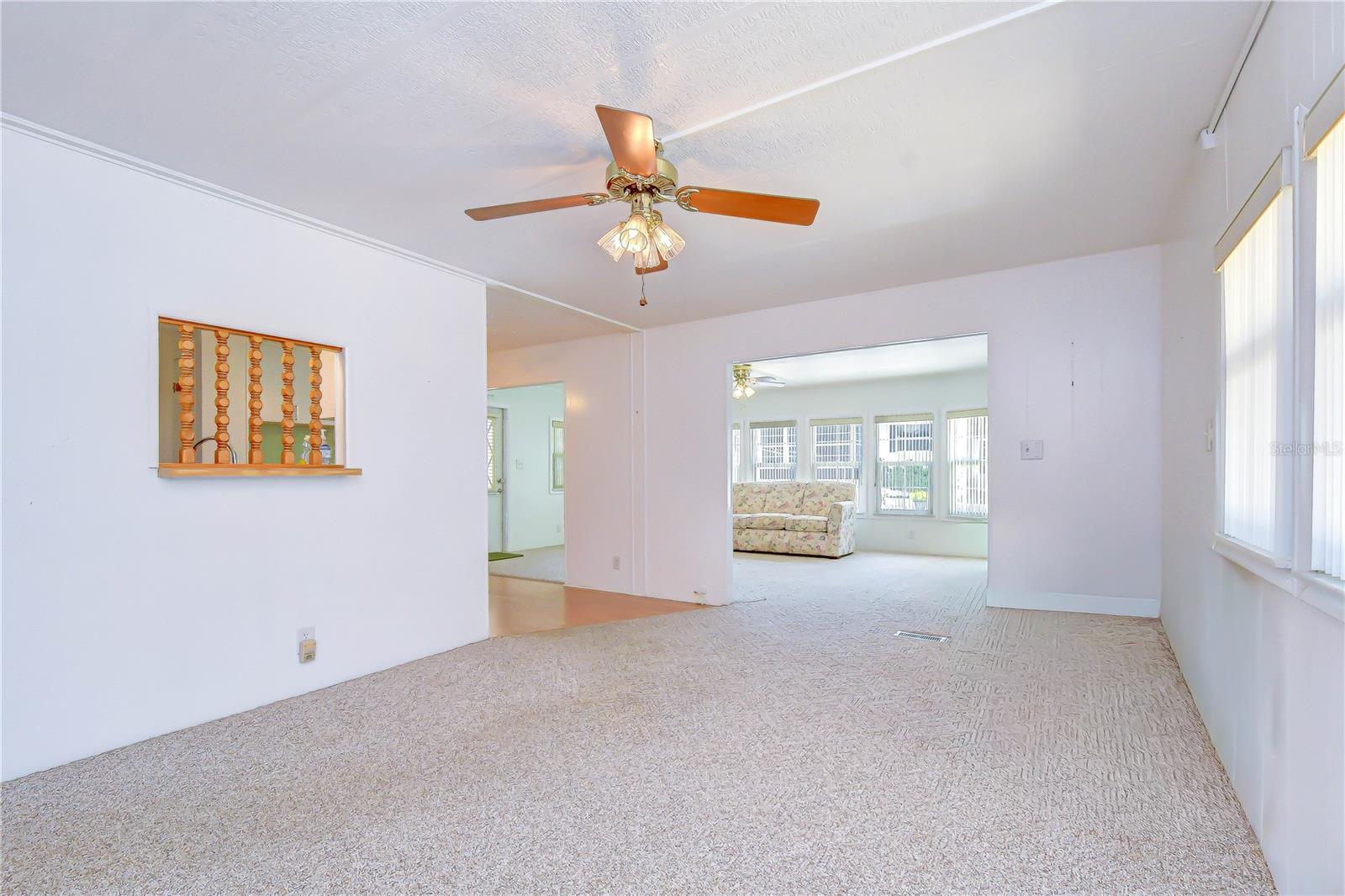 37816 Barcelona Ave Property Photo 22