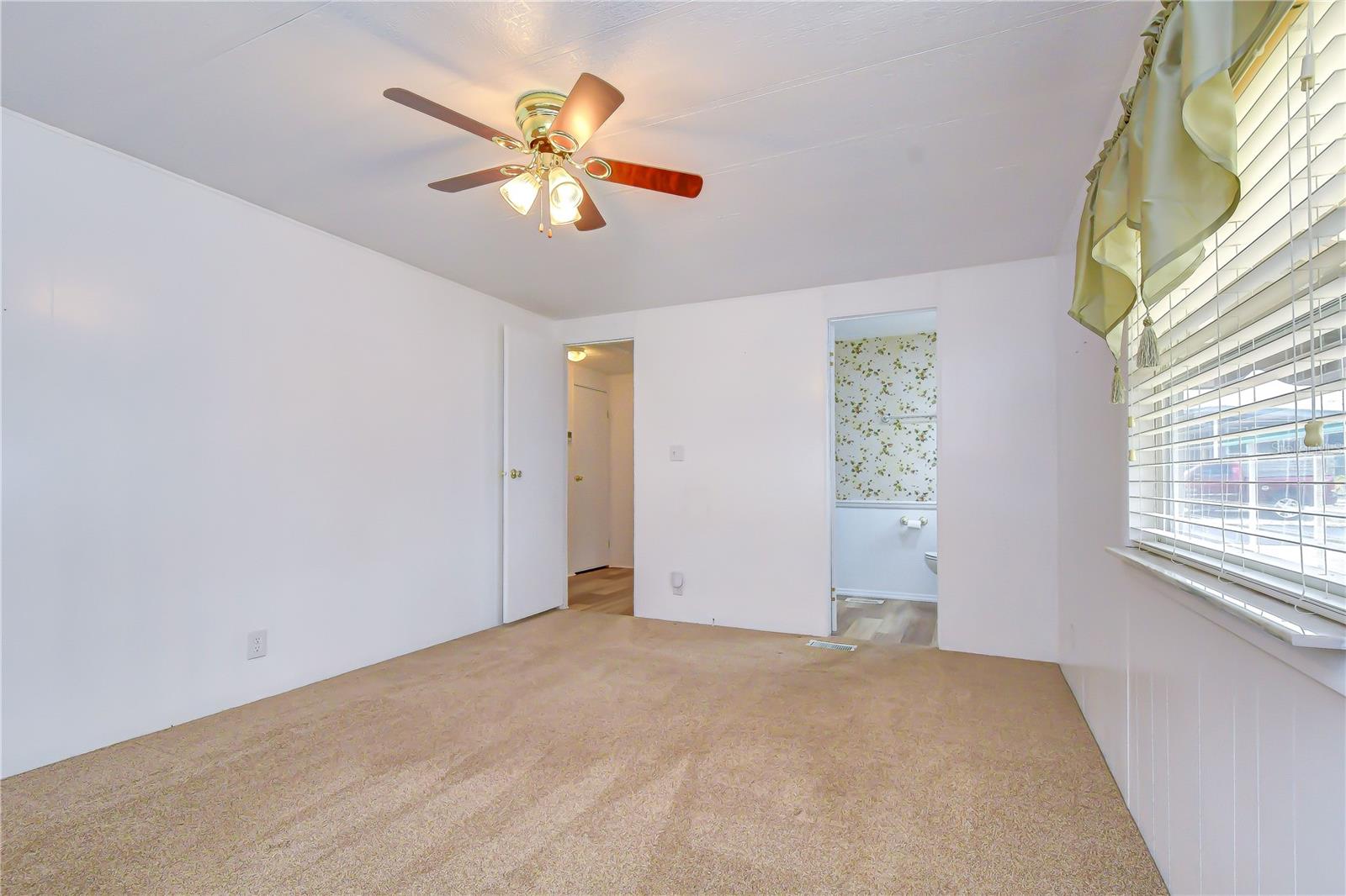 37816 Barcelona Ave Property Photo 27