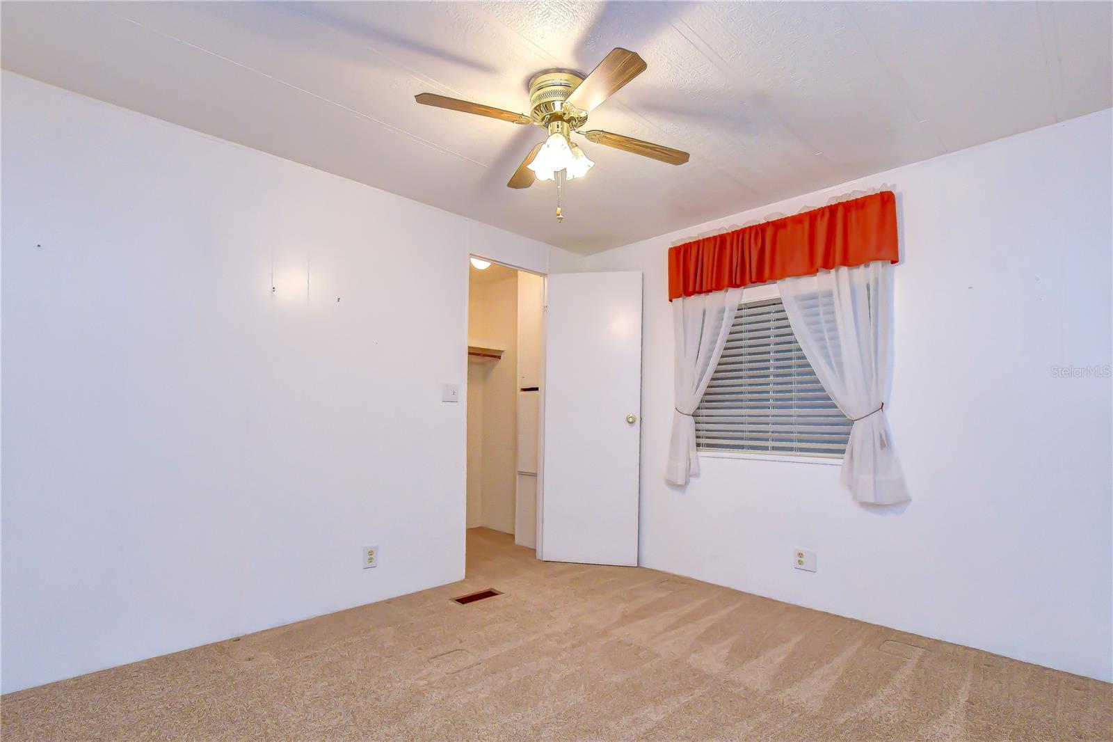 37816 Barcelona Ave Property Photo 31