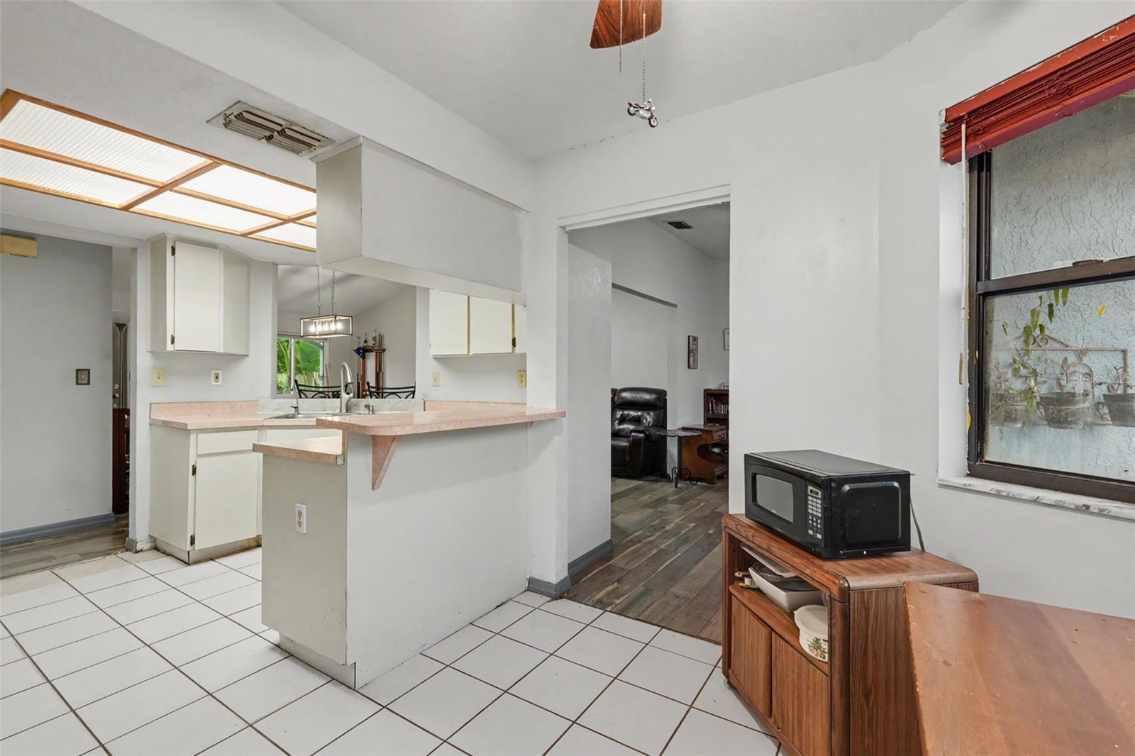 5048 Muriel Ln Property Photo 10