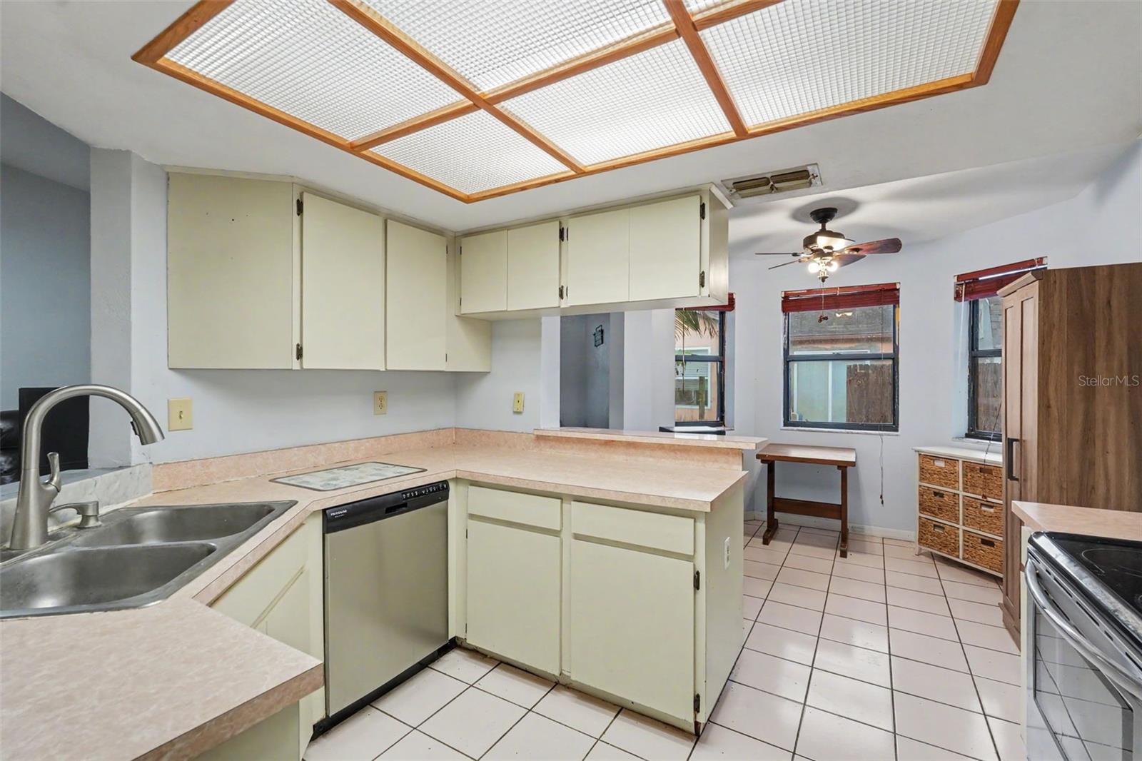 5048 Muriel Ln Property Photo 14
