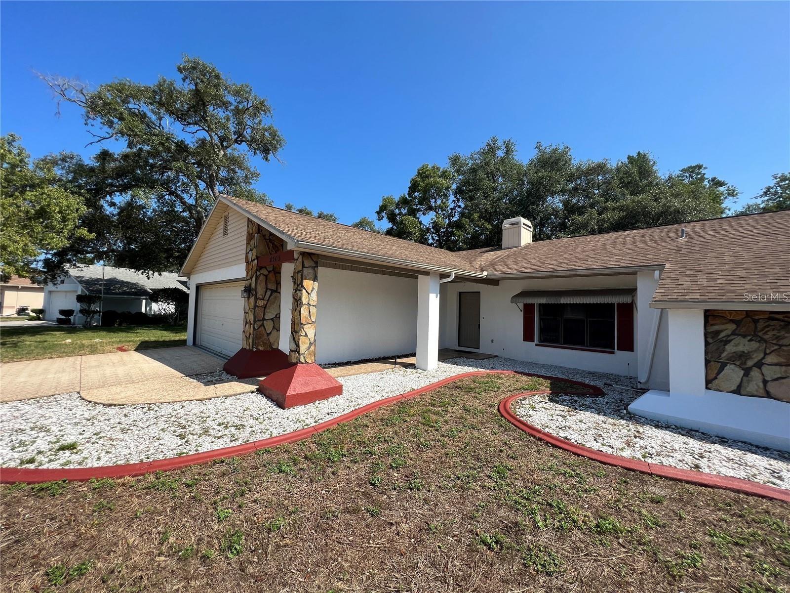 8205 Pagoda Dr Property Photo 2