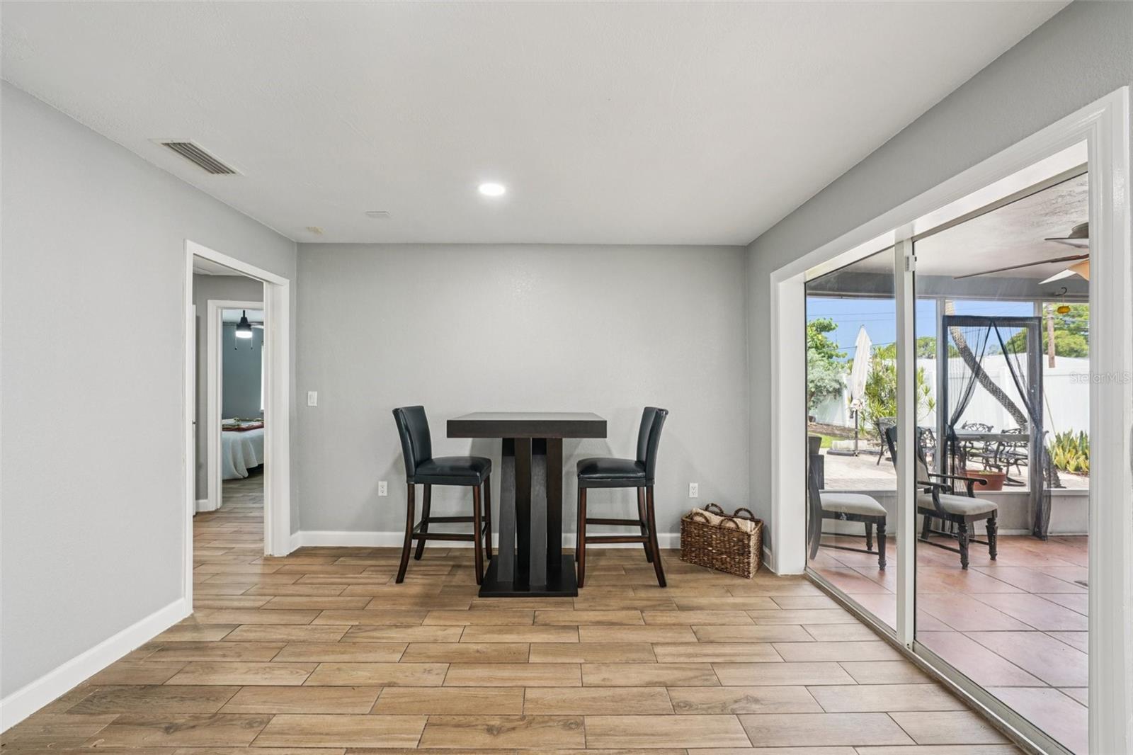6010 Bayou Grande Blvd Ne Property Photo 12
