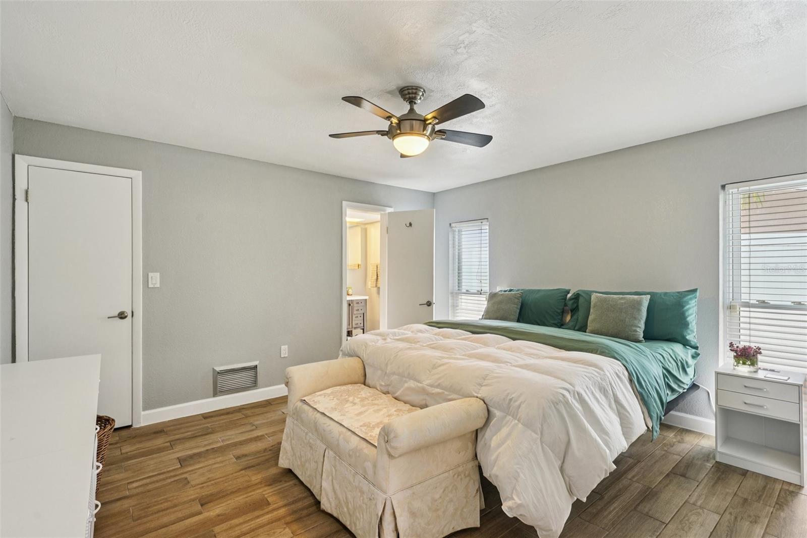 6010 Bayou Grande Blvd Ne Property Photo 34
