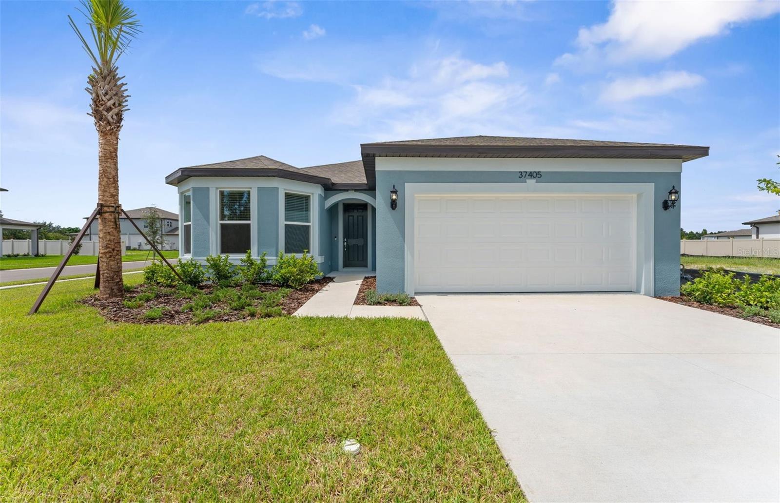 37405 Clinch Cir Property Photo 1