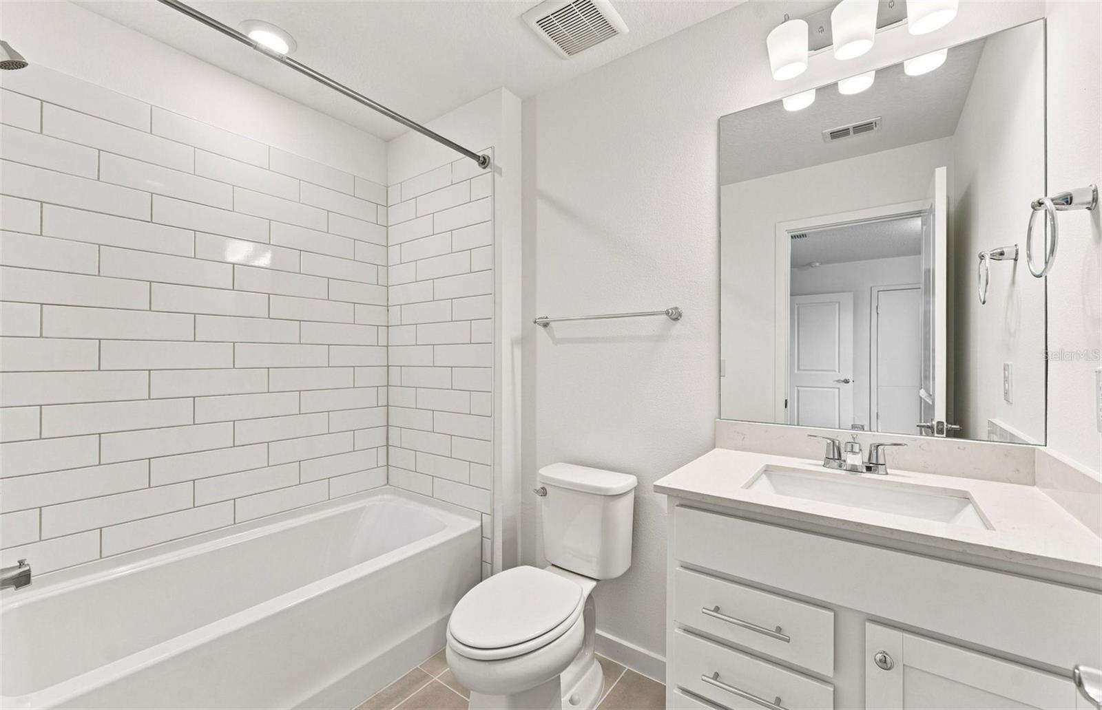 36790 Kistna Dr Property Photo 14