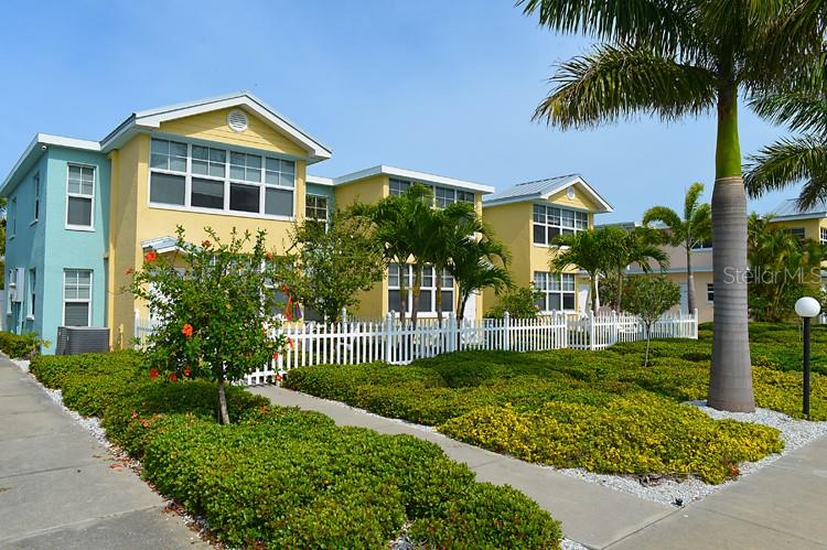 19417 Gulf Blvd #a202 Property Photo 2