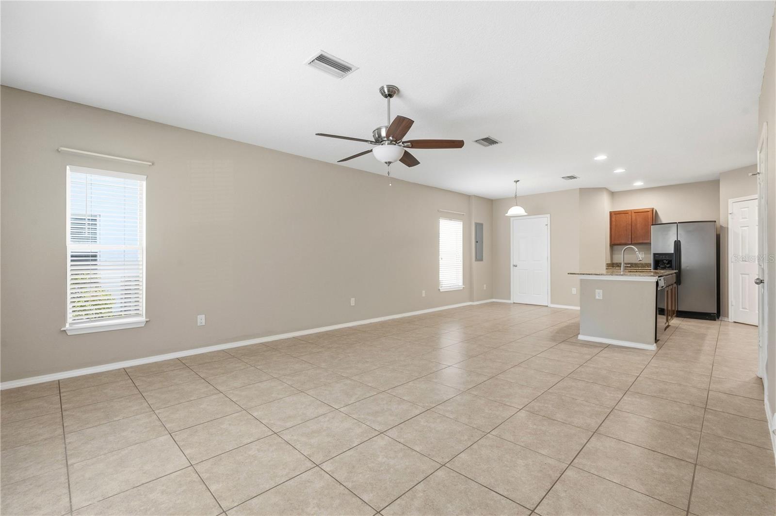 4715 Chatterton Way Property Photo 4