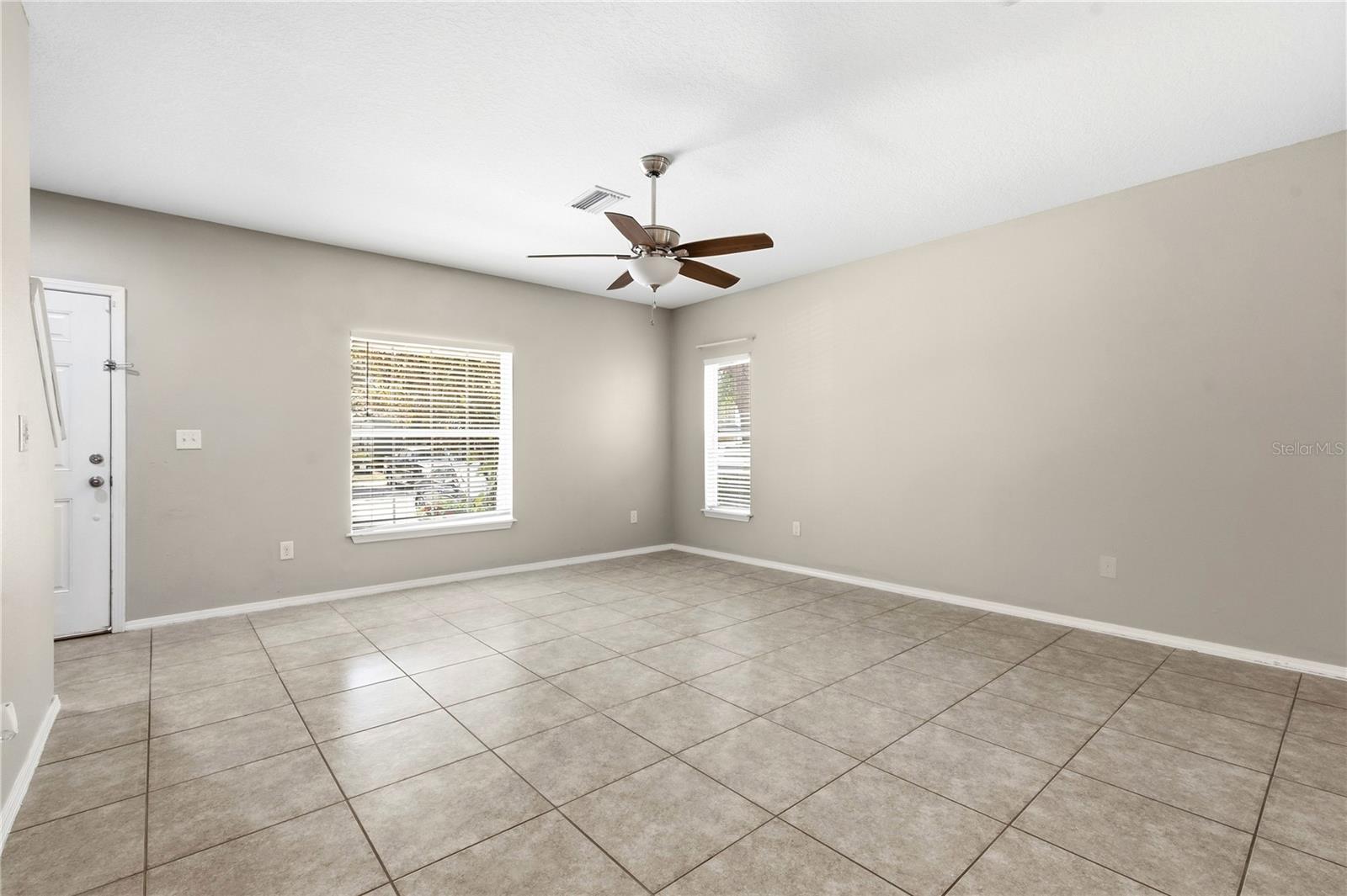 4715 Chatterton Way Property Photo 7
