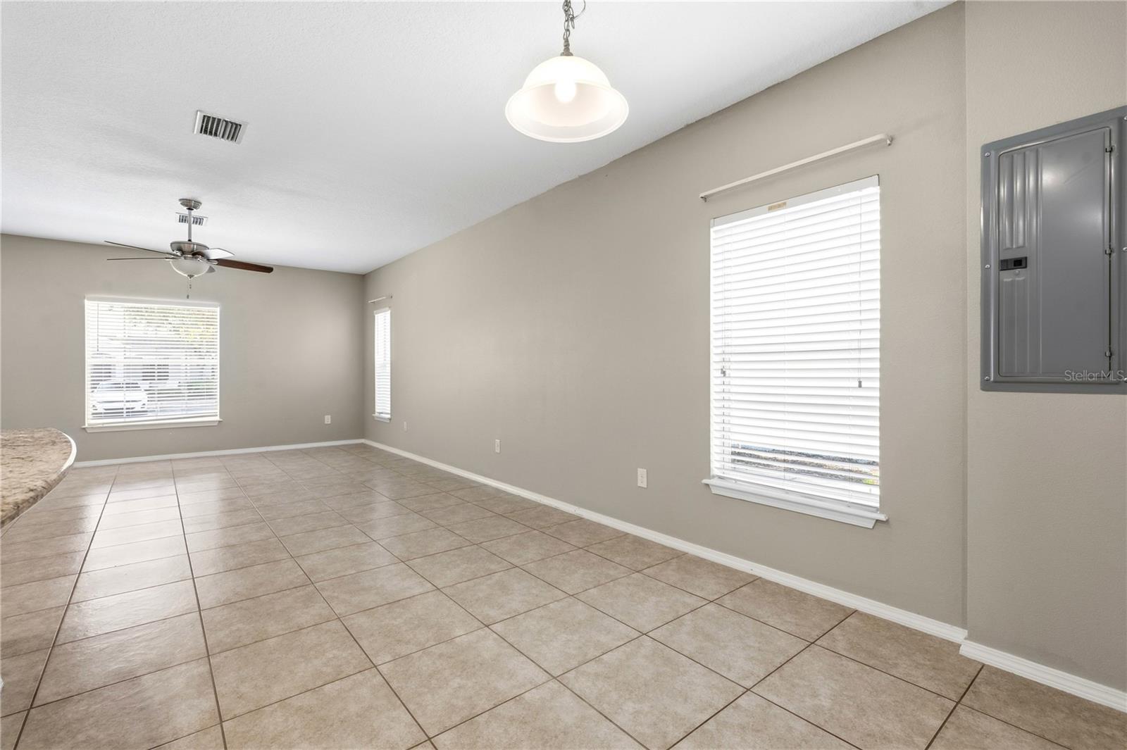 4715 Chatterton Way Property Photo 11