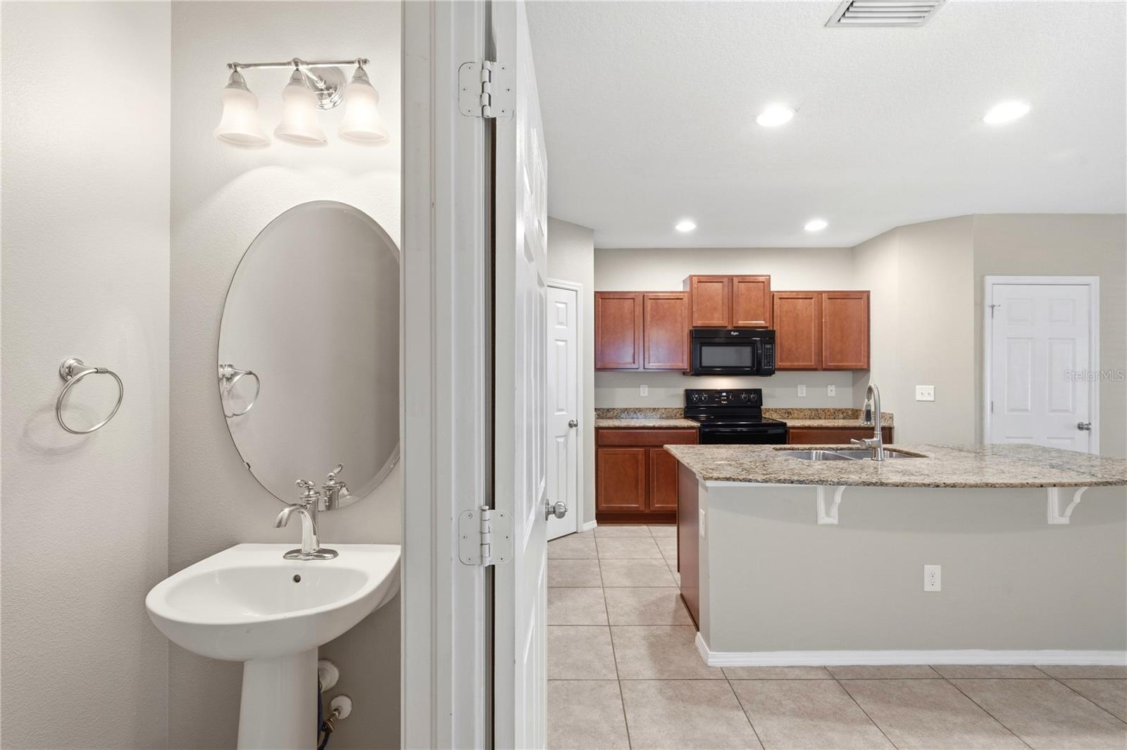 4715 Chatterton Way Property Photo 12