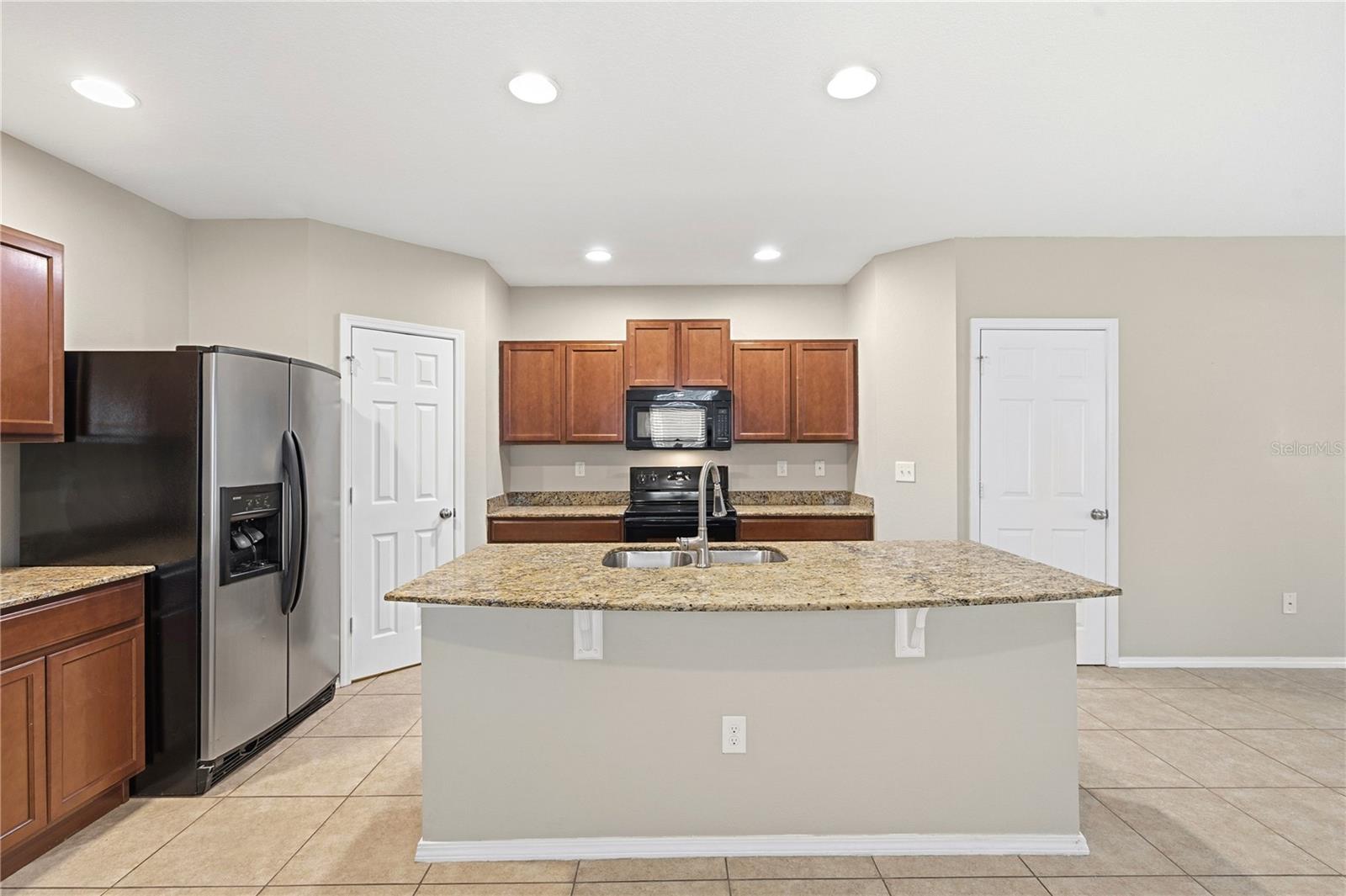 4715 Chatterton Way Property Photo 15