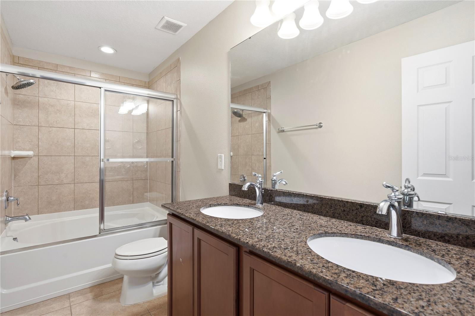 4715 Chatterton Way Property Photo 24