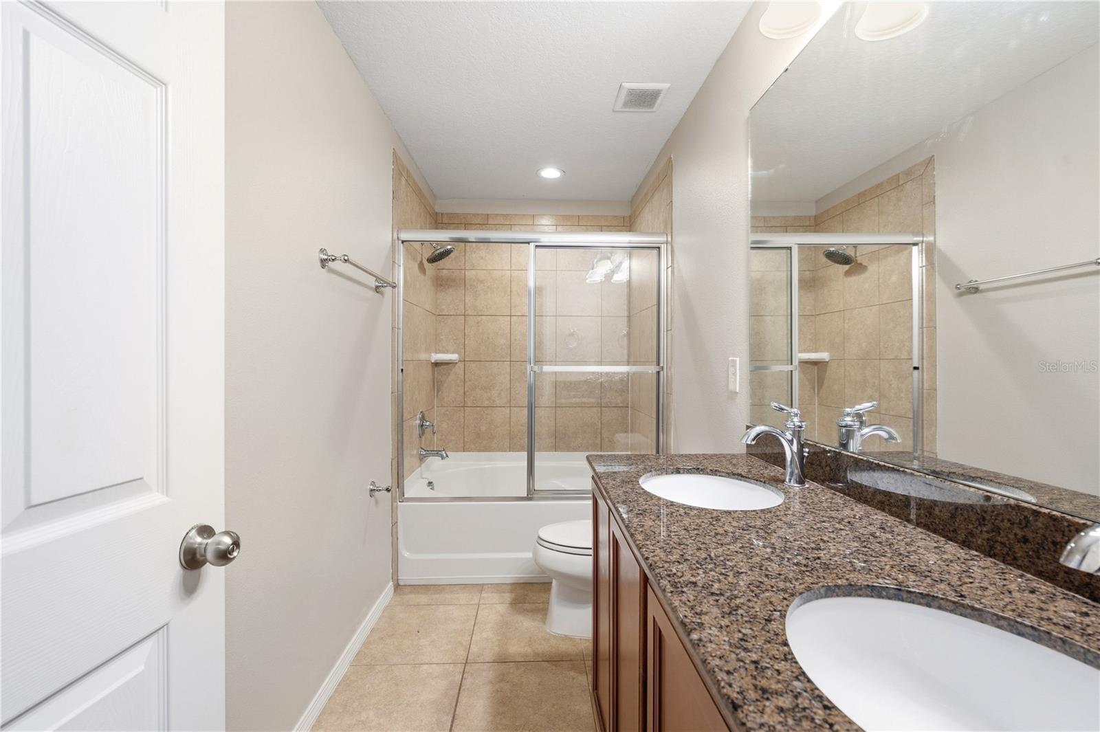 4715 Chatterton Way Property Photo 25