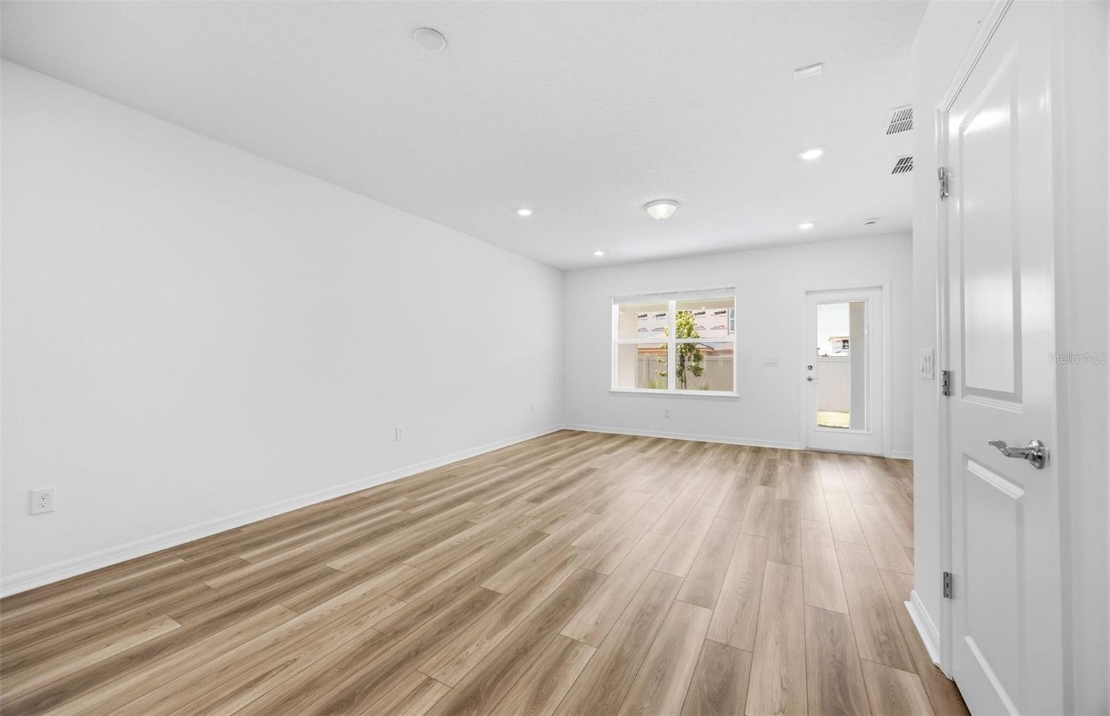 1041 Wenaha Ct Property Photo 6