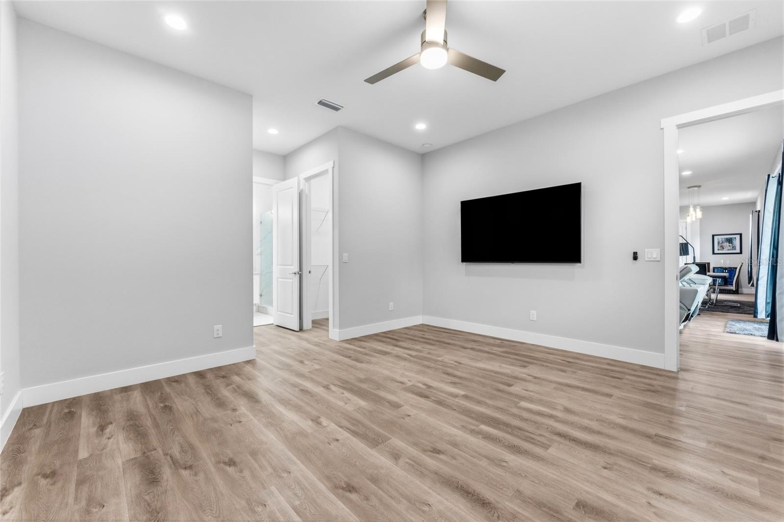 9714 Van St Property Photo 22