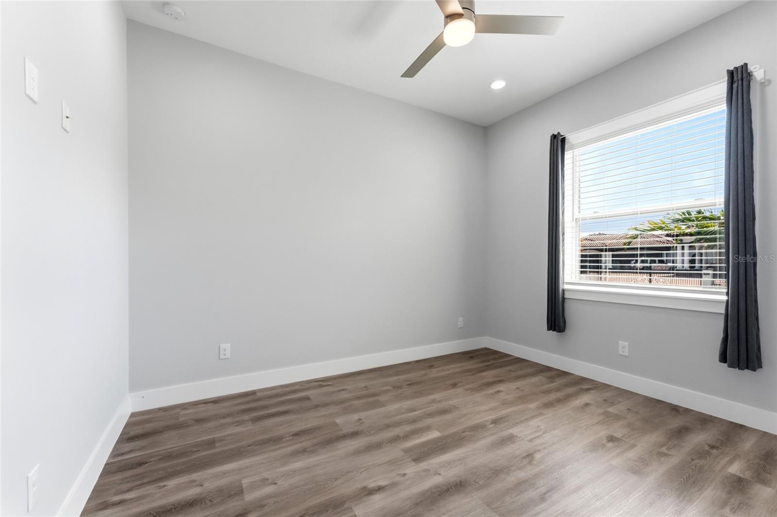 9714 Van St Property Photo 36