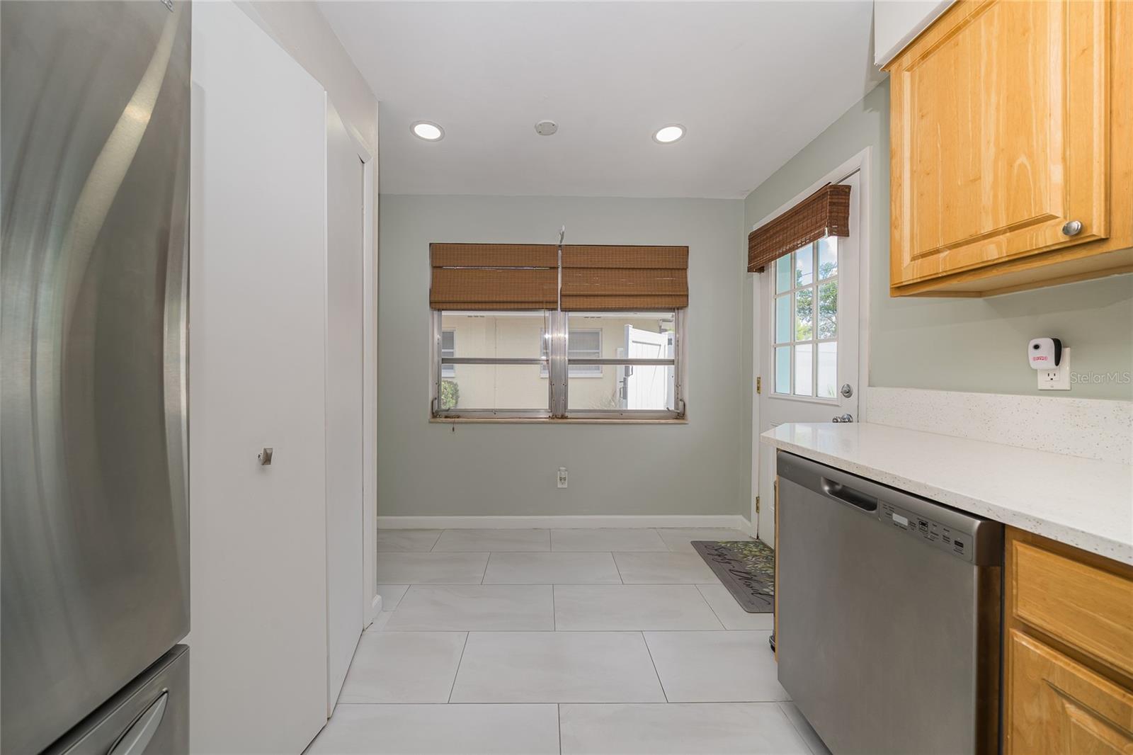 2063 Dunston Cove Rd Property Photo 15