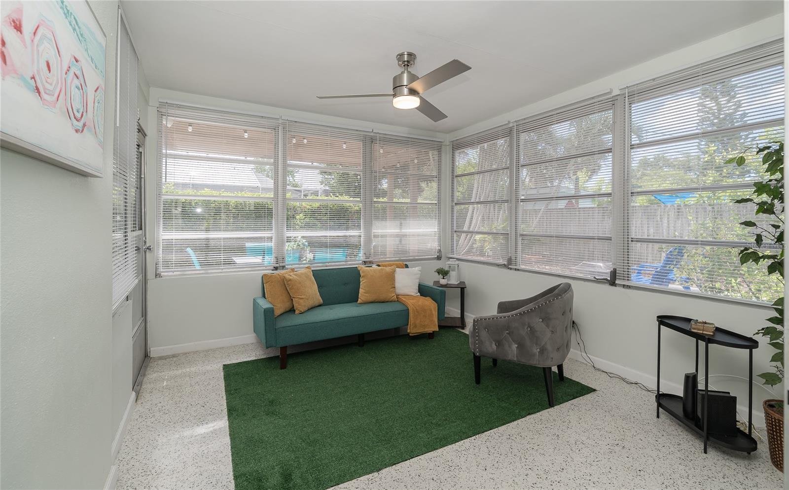 2063 Dunston Cove Rd Property Photo 28