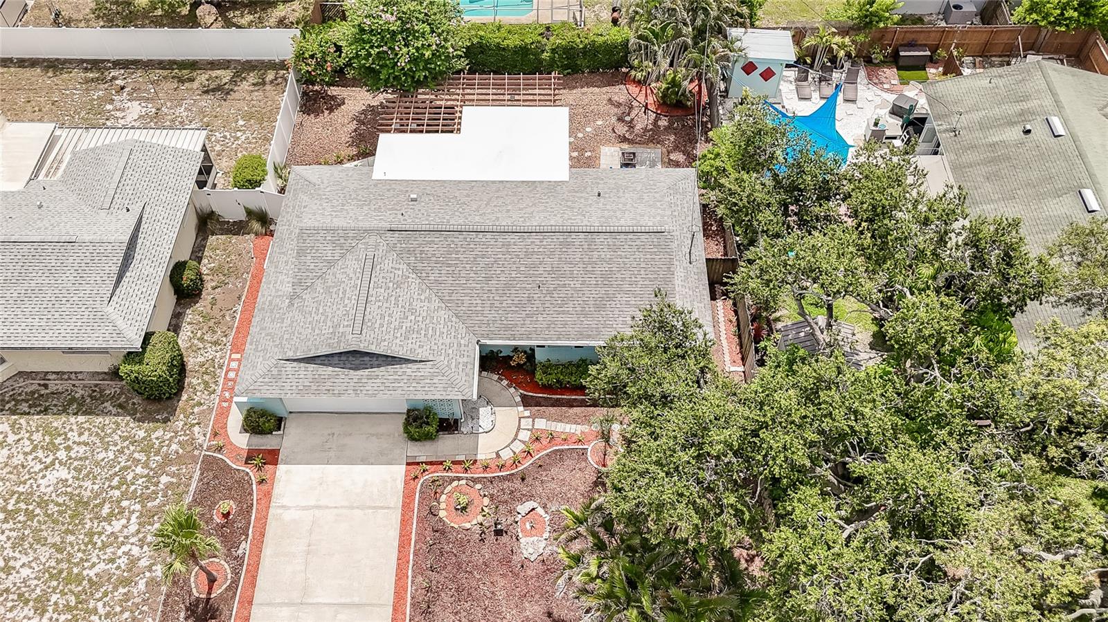 2063 Dunston Cove Rd Property Photo 40