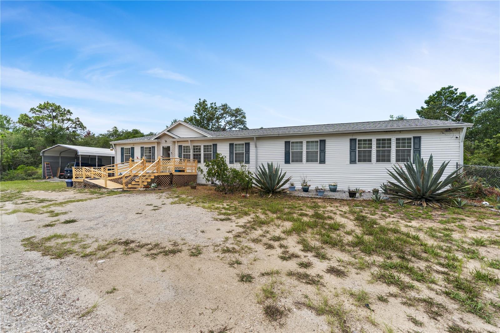 13020 Webster St Property Photo 4