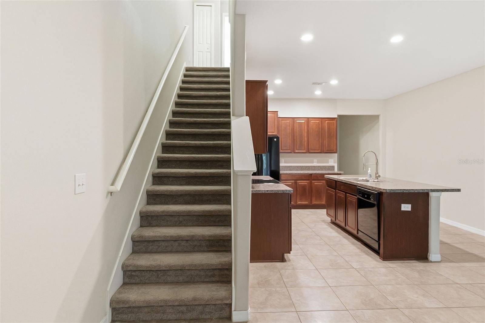 10407 Lake Montauk Dr Property Photo 6