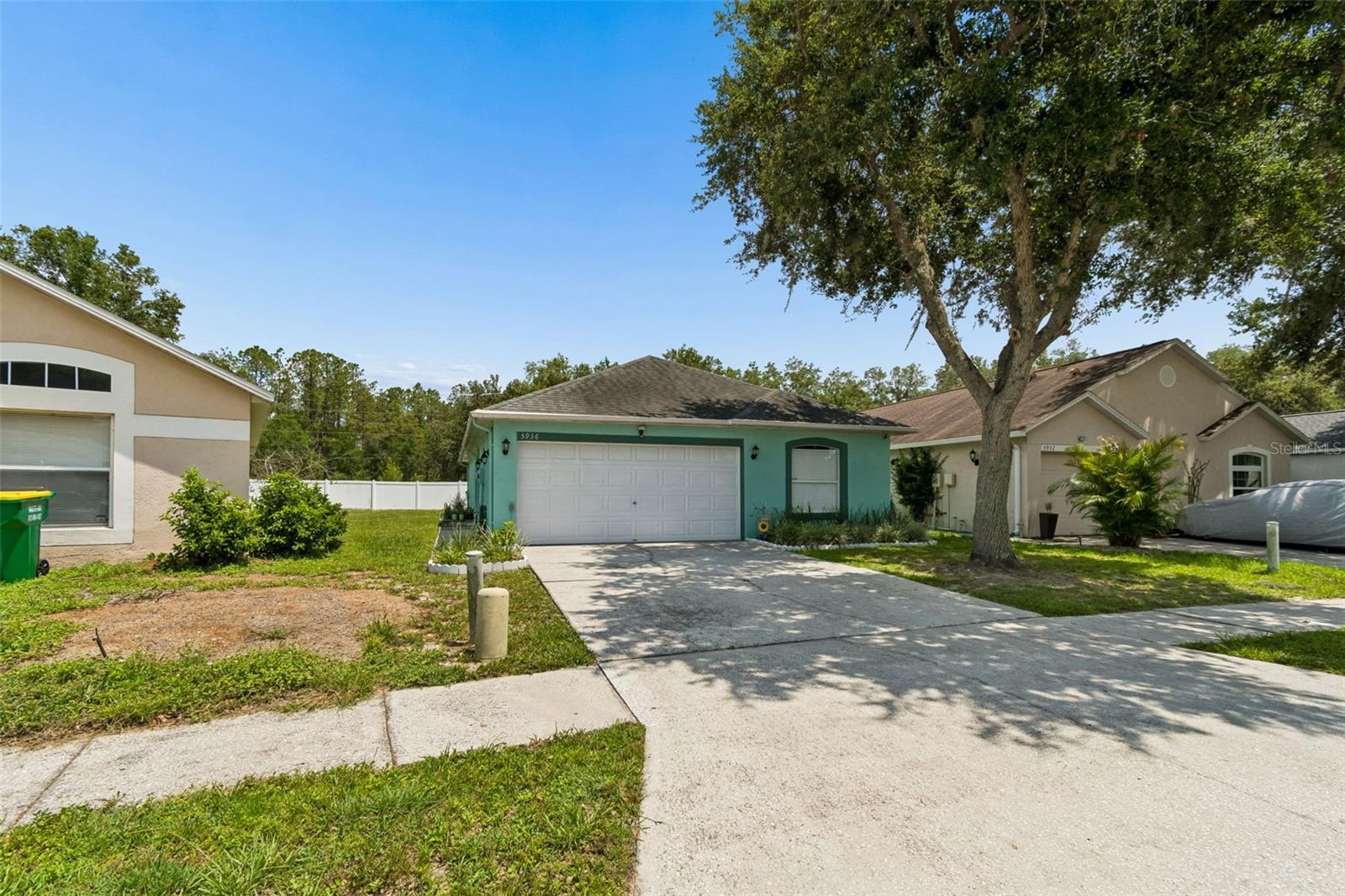 5936 Lake Front Dr Property Photo 7