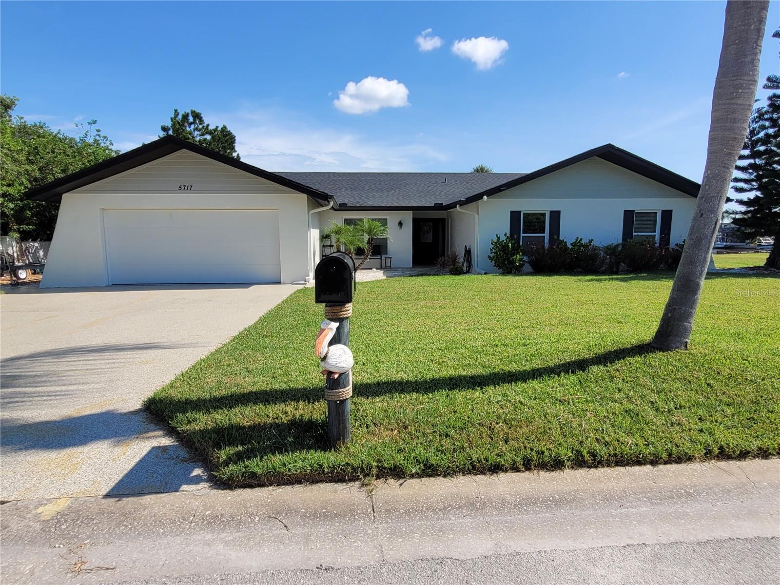 5717 Seabreeze Dr Property Photo 1