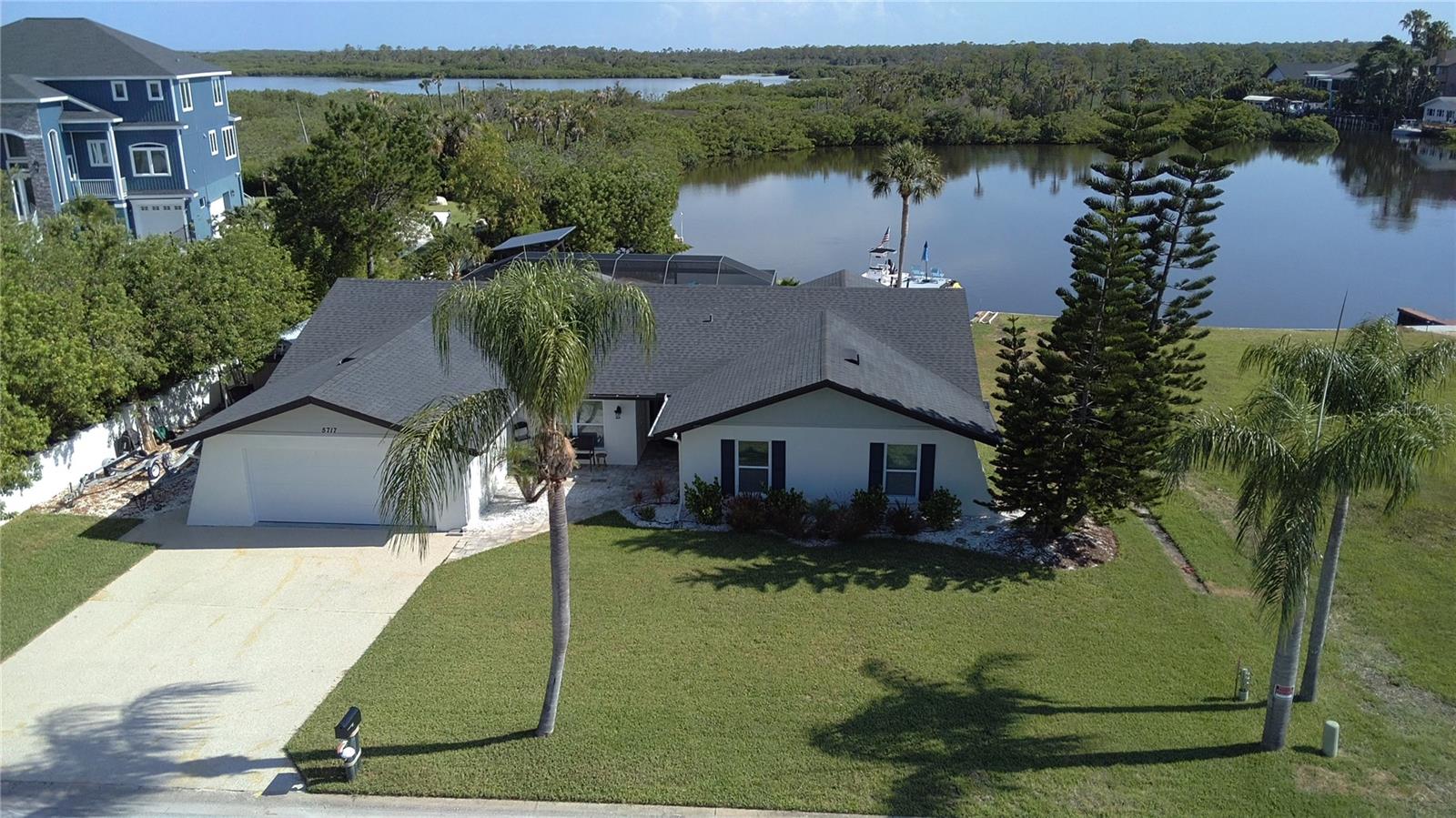 5717 Seabreeze Dr Property Photo 2