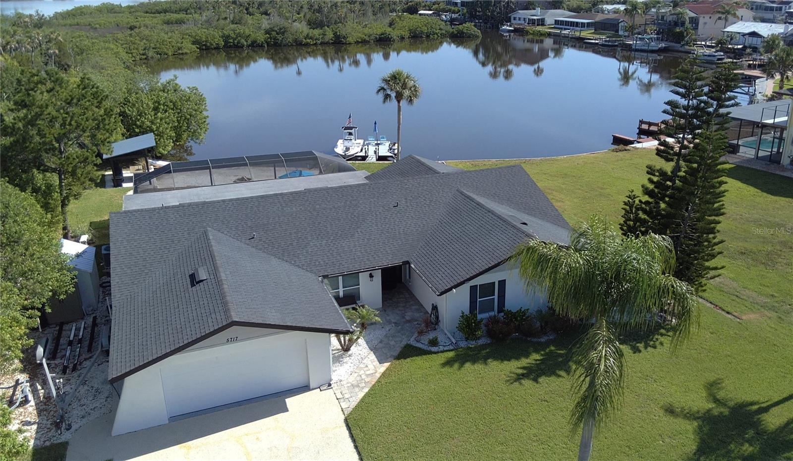 5717 Seabreeze Dr Property Photo 3