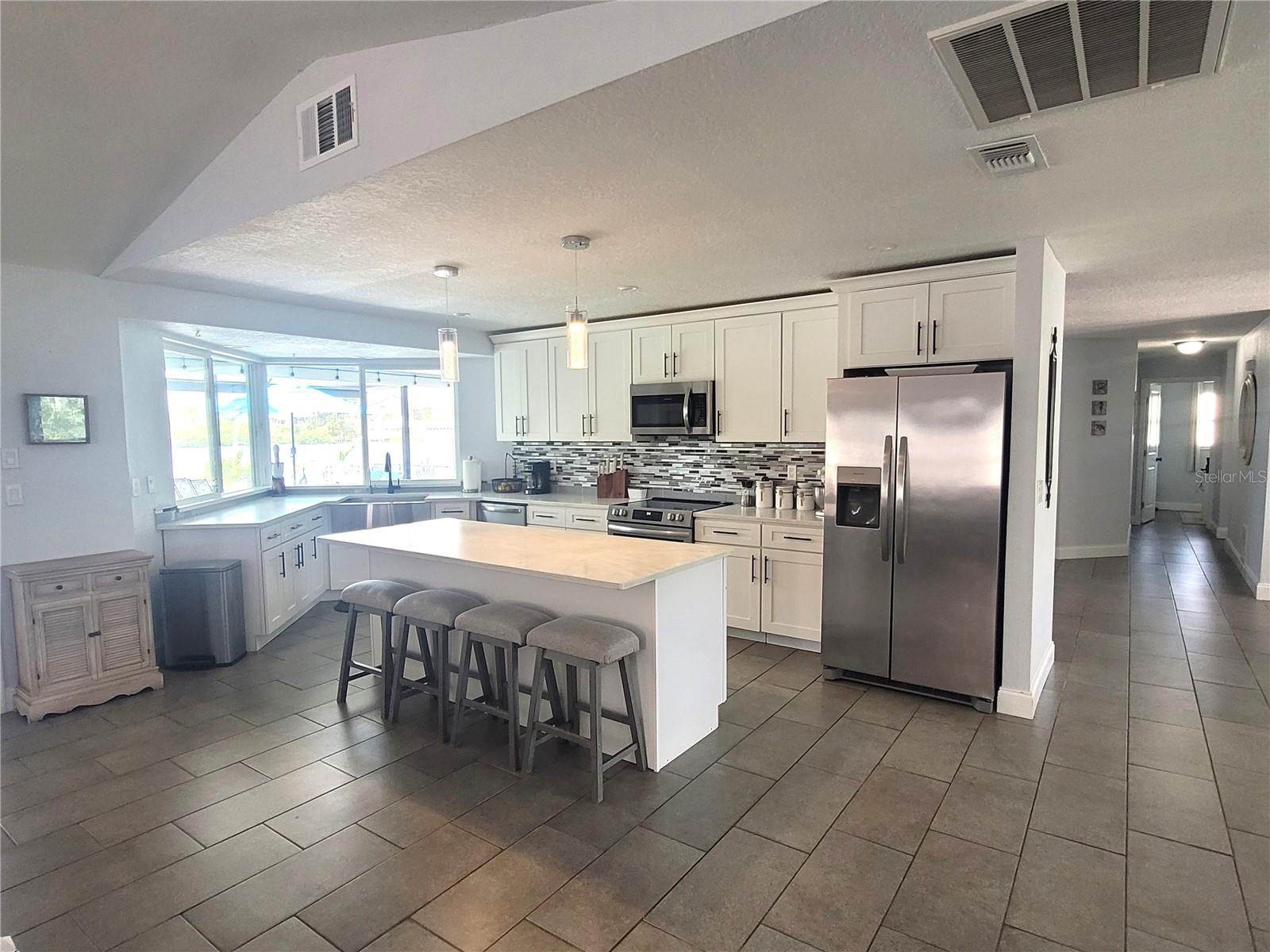 5717 Seabreeze Dr Property Photo 13