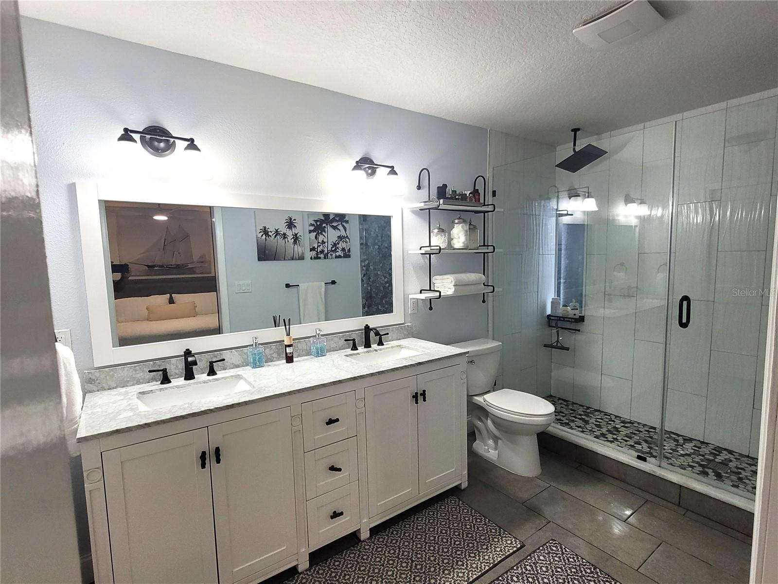 5717 Seabreeze Dr Property Photo 22