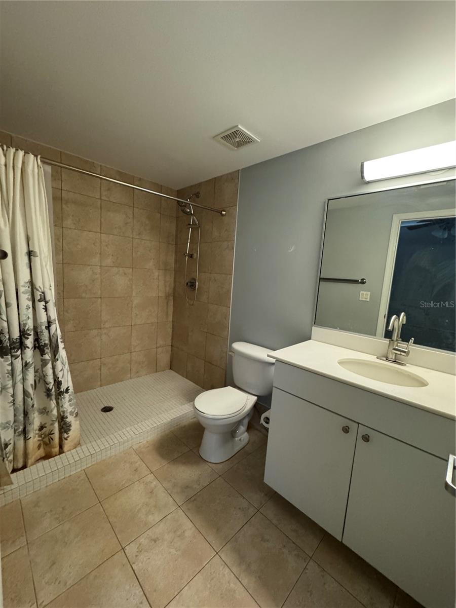 2515 Sw 35th Pl #209 Property Photo 14