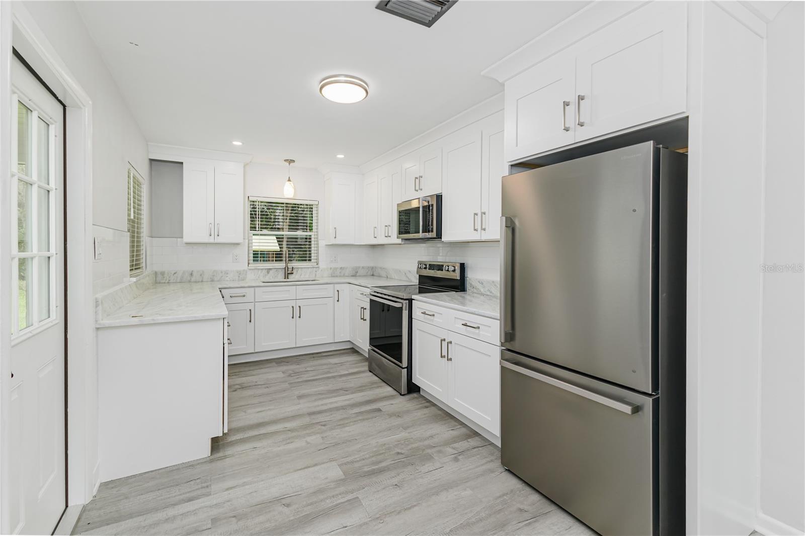 5256 Knights Station Rd Property Photo 11