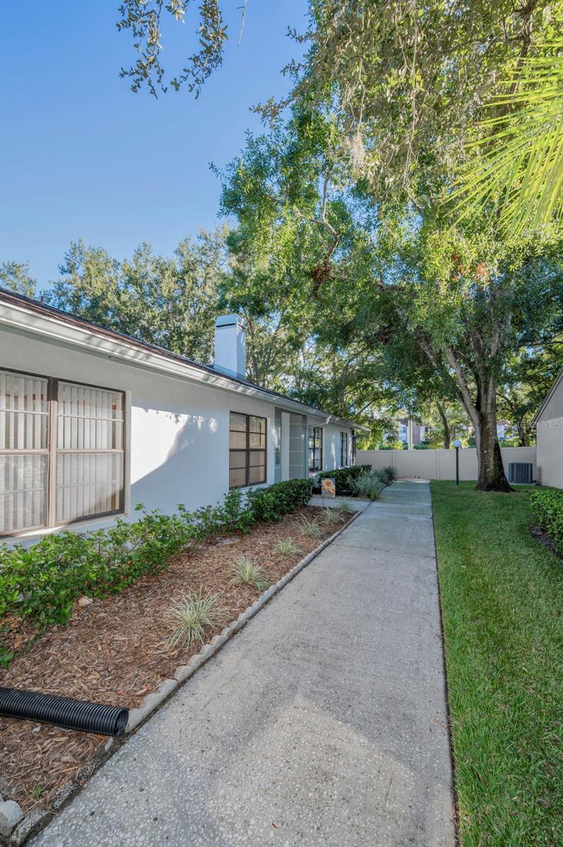 3500 Magnolia Ridge Cir #405 Property Photo 3