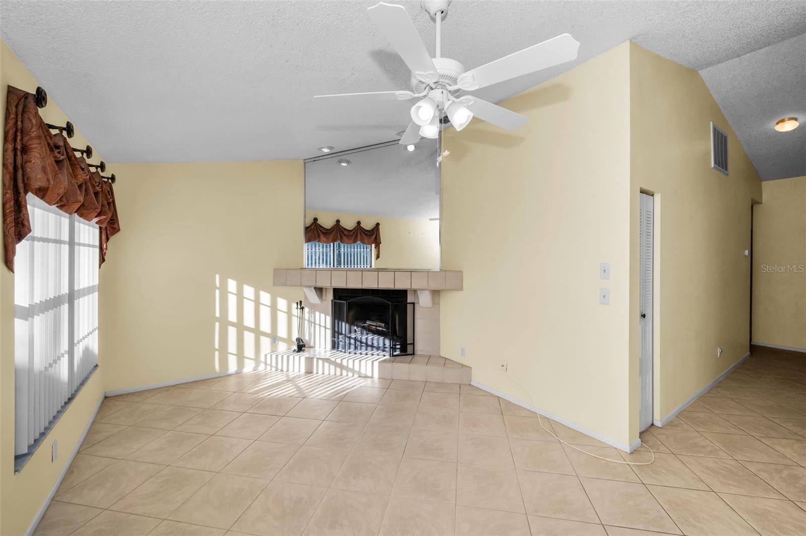 3500 Magnolia Ridge Cir #405 Property Photo 5