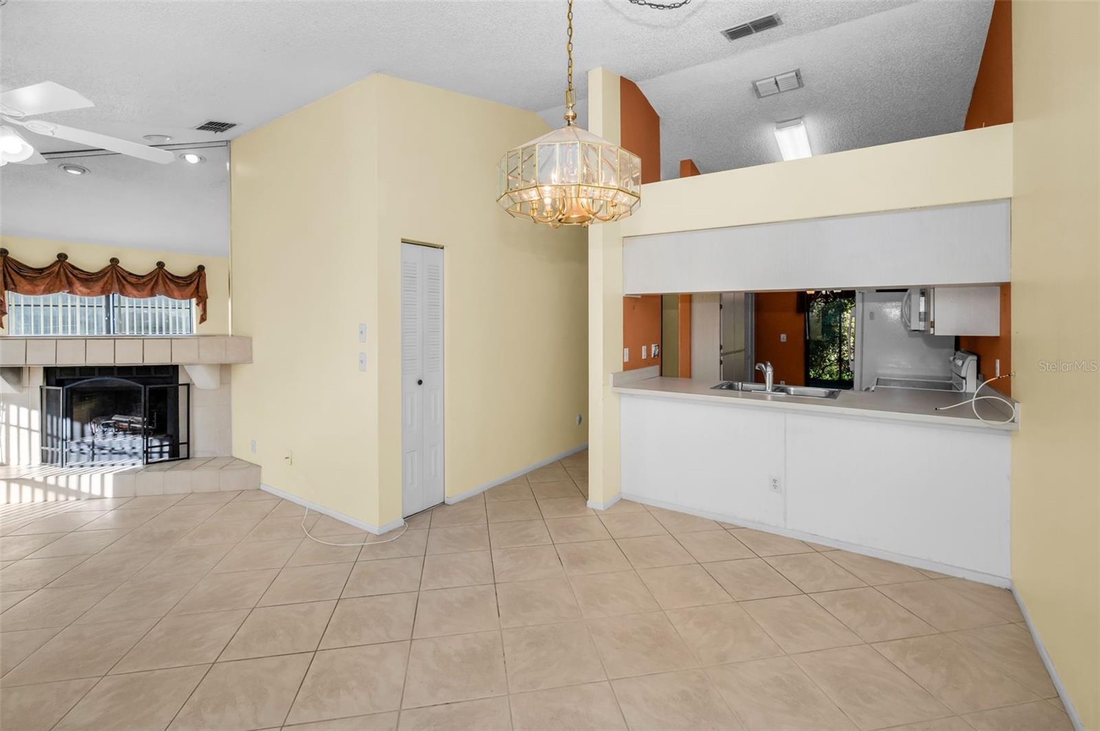 3500 Magnolia Ridge Cir #405 Property Photo 9