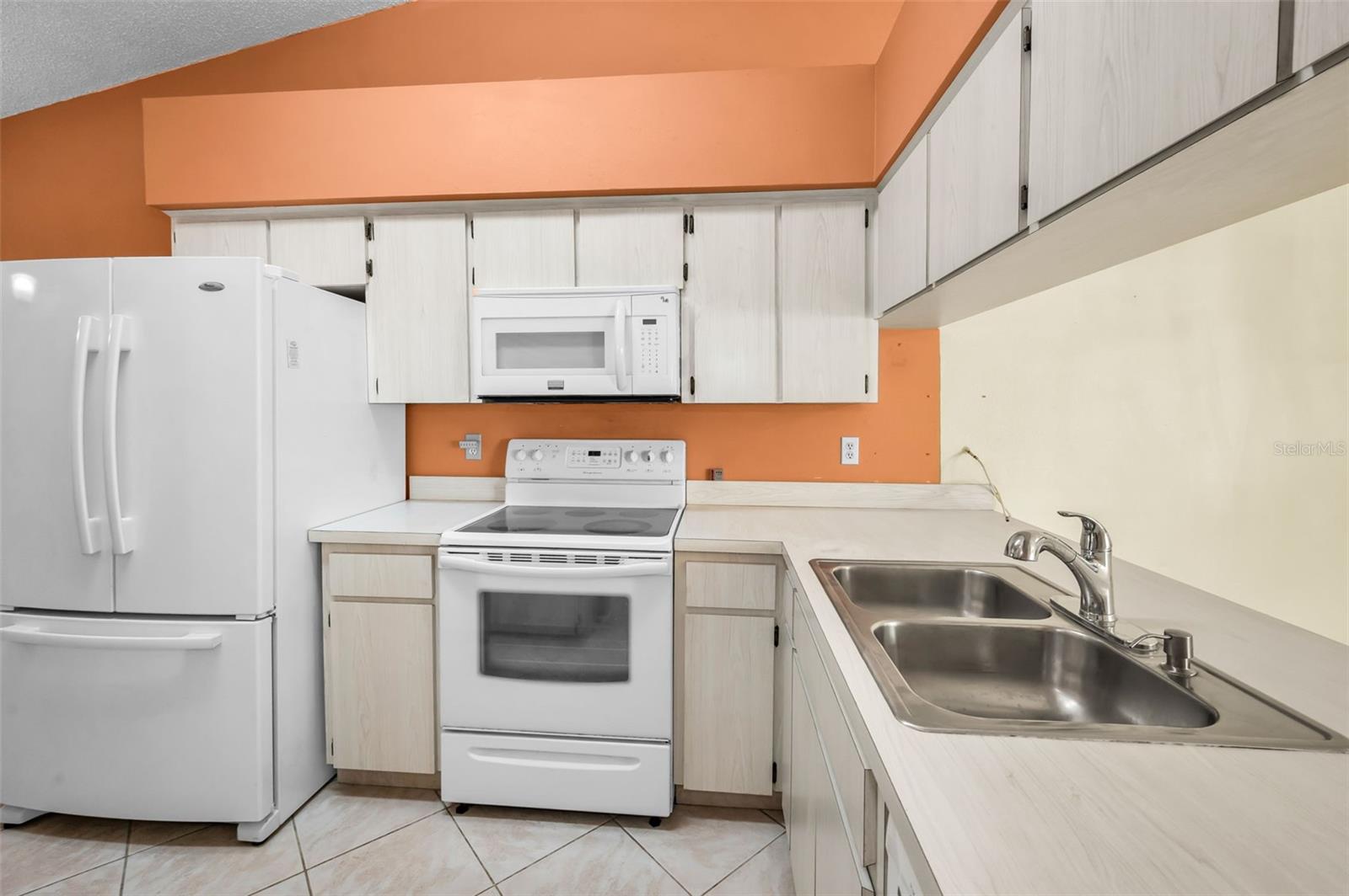 3500 Magnolia Ridge Cir #405 Property Photo 13
