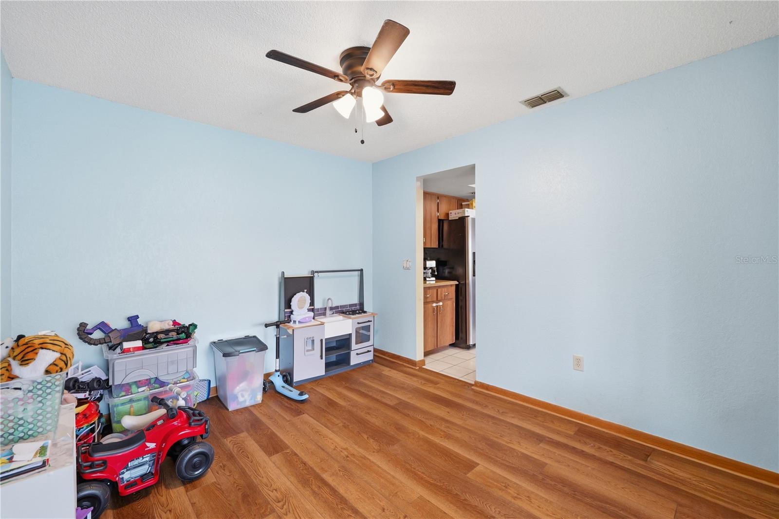 9470 Montebello Ln Property Photo 13