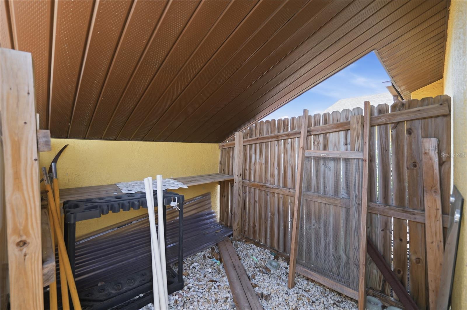 9470 Montebello Ln Property Photo 33