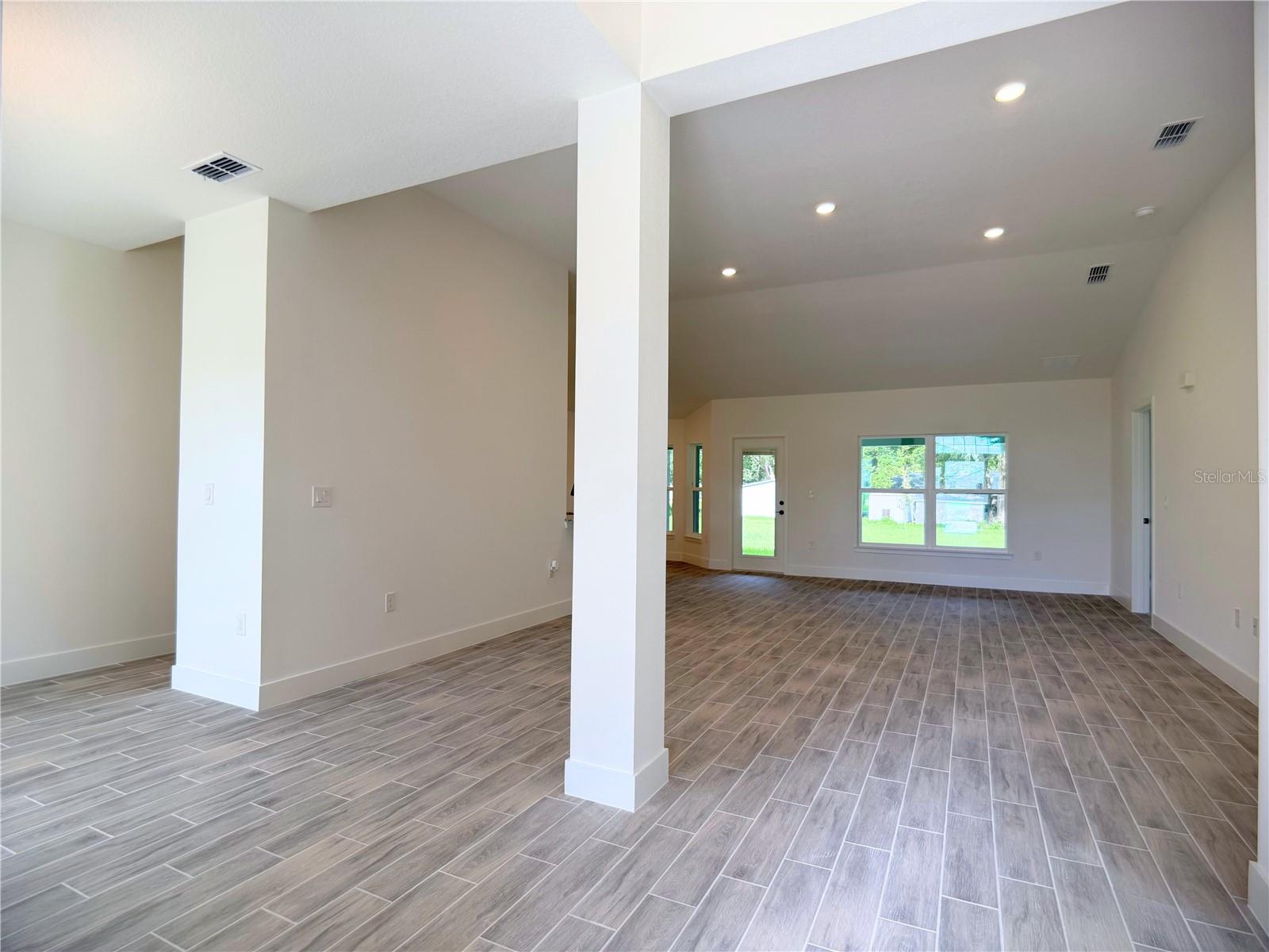 36861 Hidden View Cir Property Photo 4